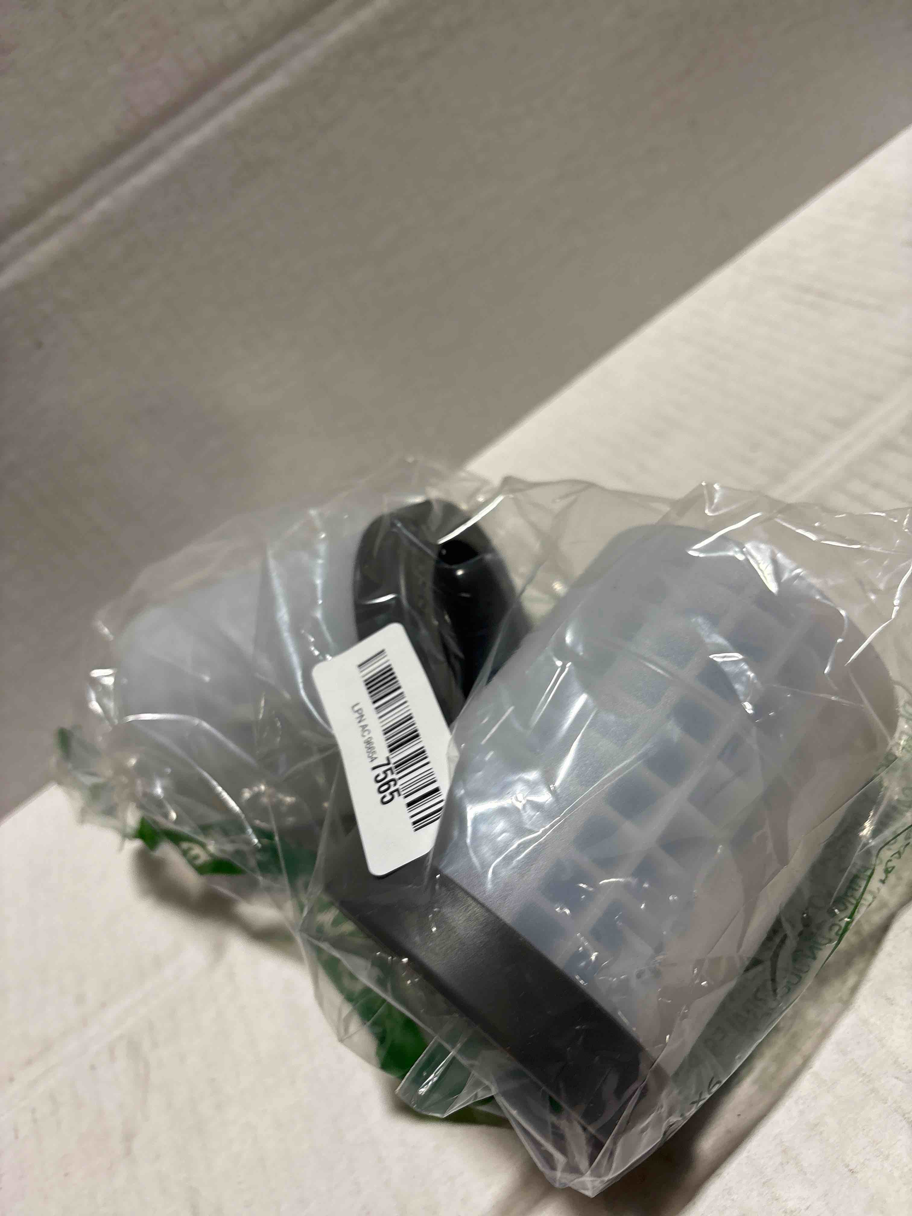 Condition photo showing New/Like New for Tovolo Mini Ice Cylinder- Squeeze & Release- Set of 2, 1000422 2 Pack Mini Ice Cylinder