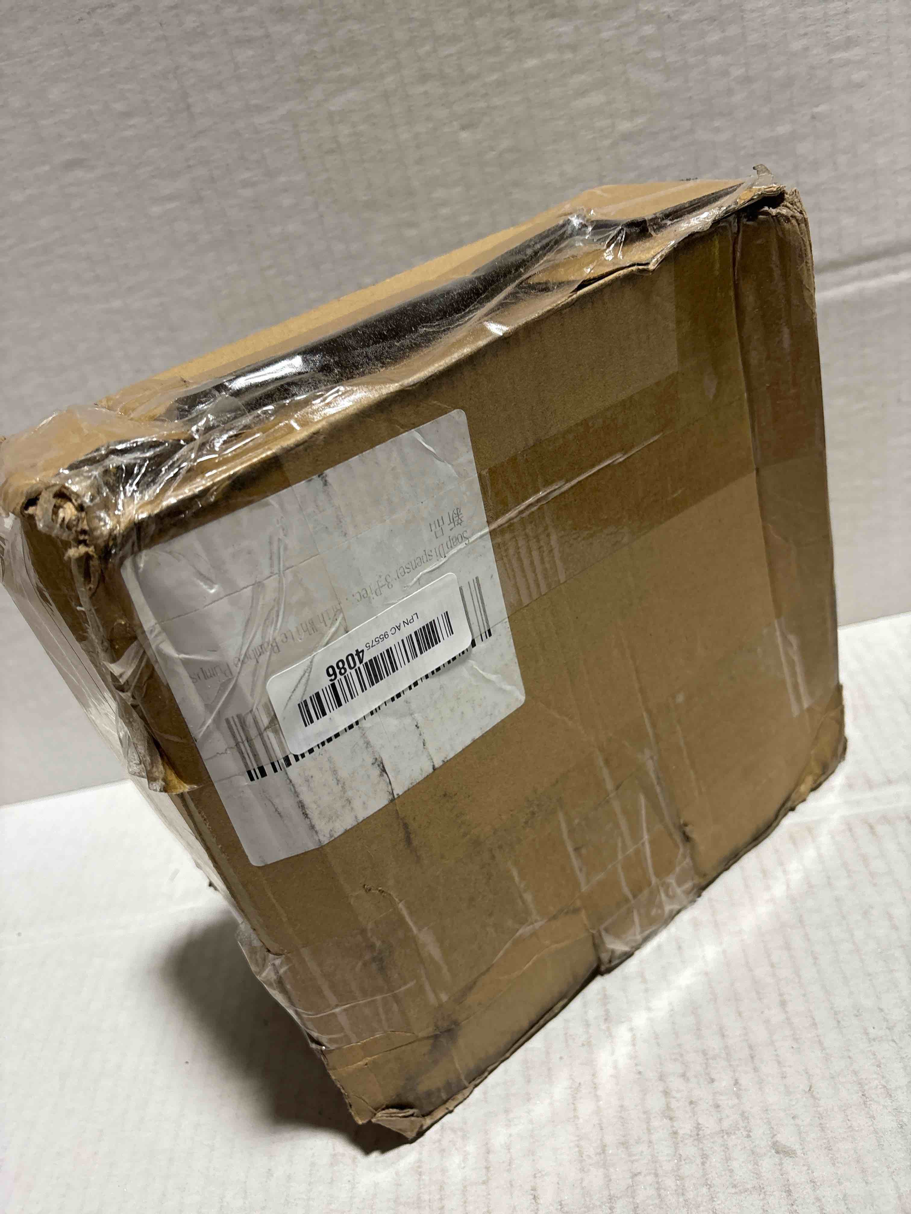 Condition photo showing New/Like New for Moforoco Kitchen Dish Soap Dispenser Set, 16OZ Glass Bottle, Hand and Dish Soap Dispenser Set, Instant Dry Tray, Non-Slip Silicone Pad, Brush Holder with Sponge Holder, Kitchen Decor?Clear Bottle? Black Tray & Clear Bottle