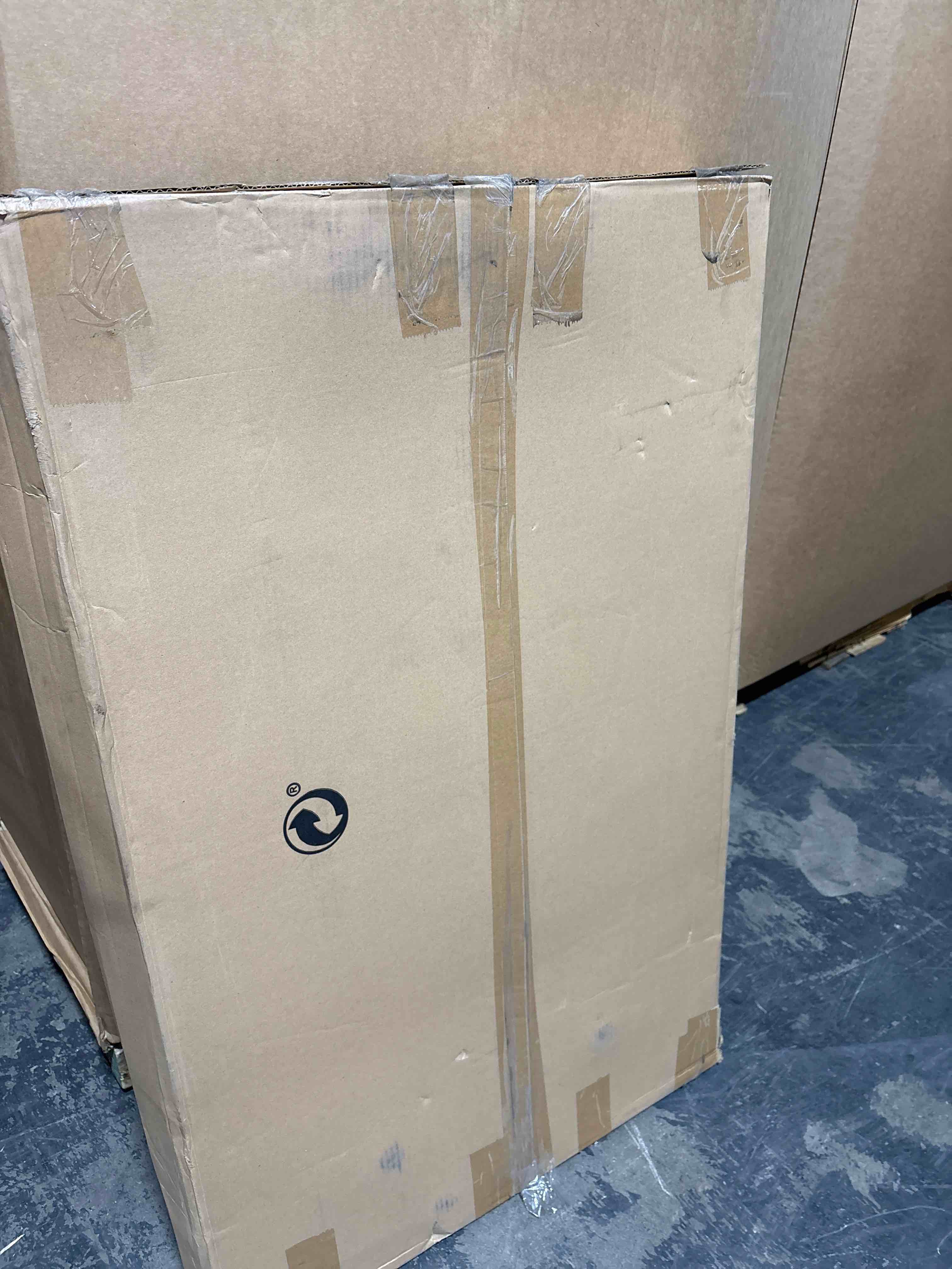 Condition photo showing Good Condition for Quartet Easel, Adjusts 39 to 72 inches High, Collapsible, Portable, Whiteboard, Flipchart Holder, DuraMax Presentation, Gray (200E)