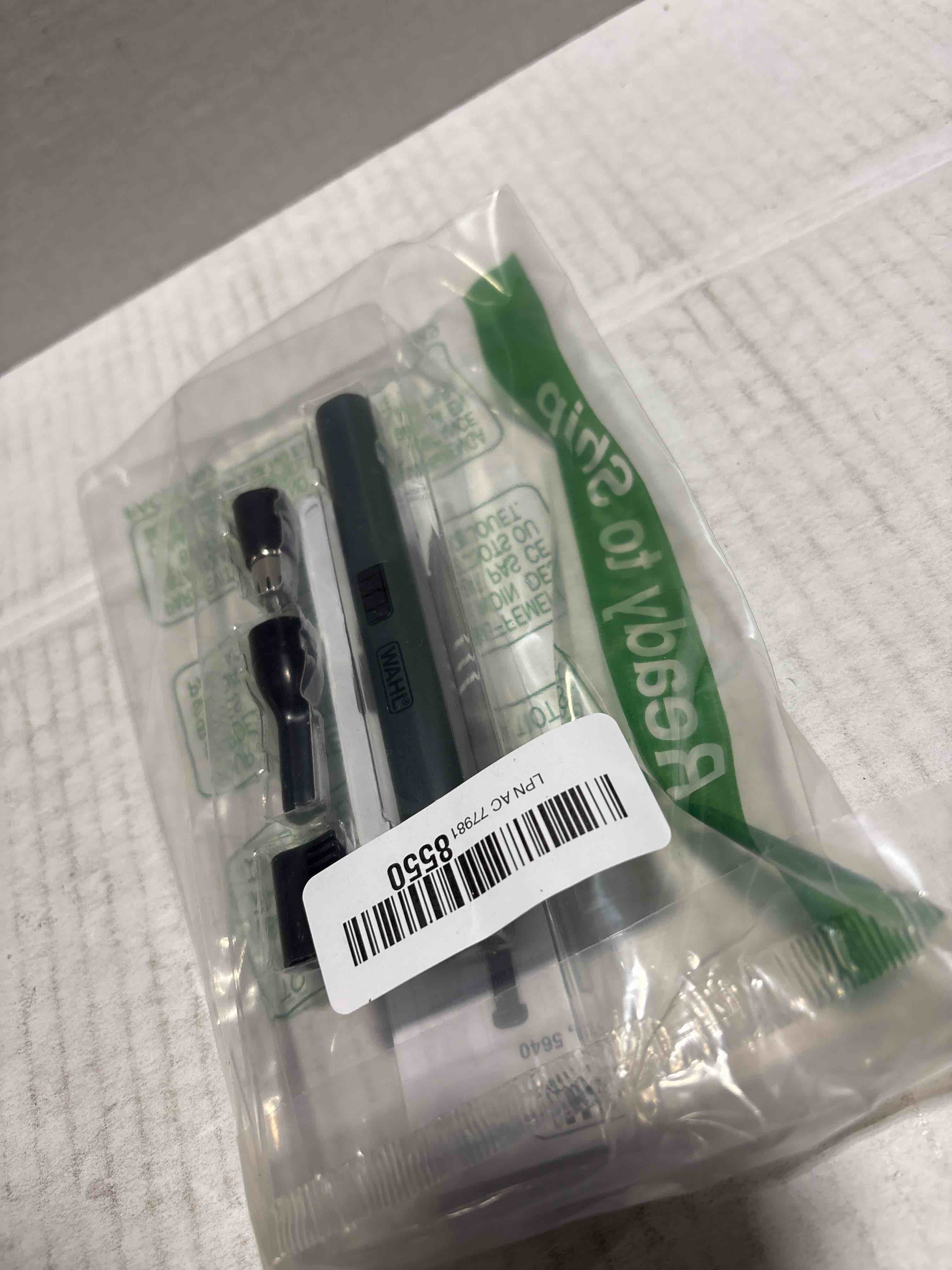 Condition photo showing Good Condition for Wahl Micro Groomsman Battery Personal Trimmer for Hygienic Grooming with Rinseable, Interchangeable Heads for Eyebrows, Neckline, Nose, Ears, & Other Detailing - 05640-600