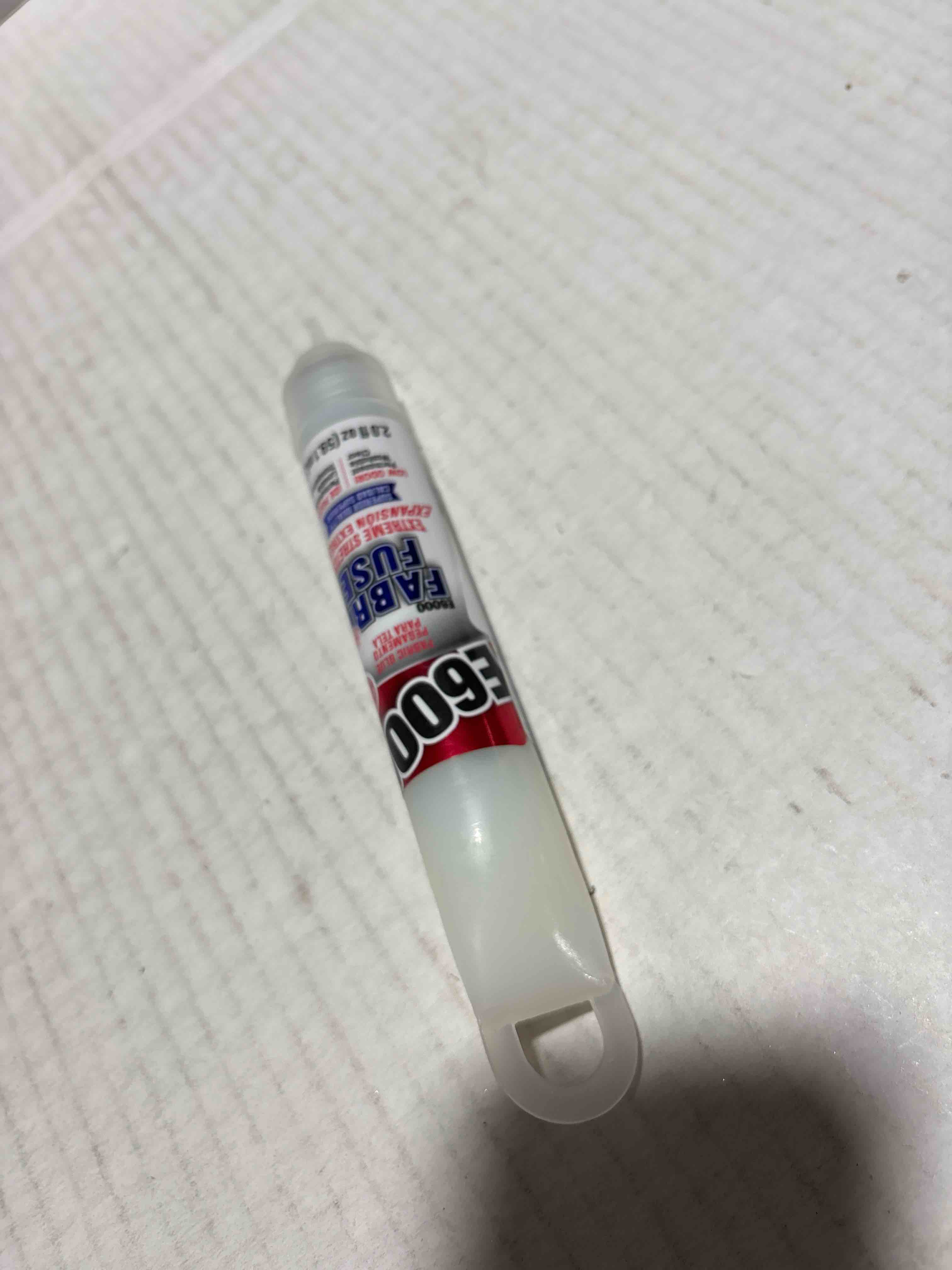 Condition photo showing New/Like New for E6000 565000 Fabri-Fuse Adhesive, 2 fl oz Hang Bottle 2 Fl Oz (Pack of 1)