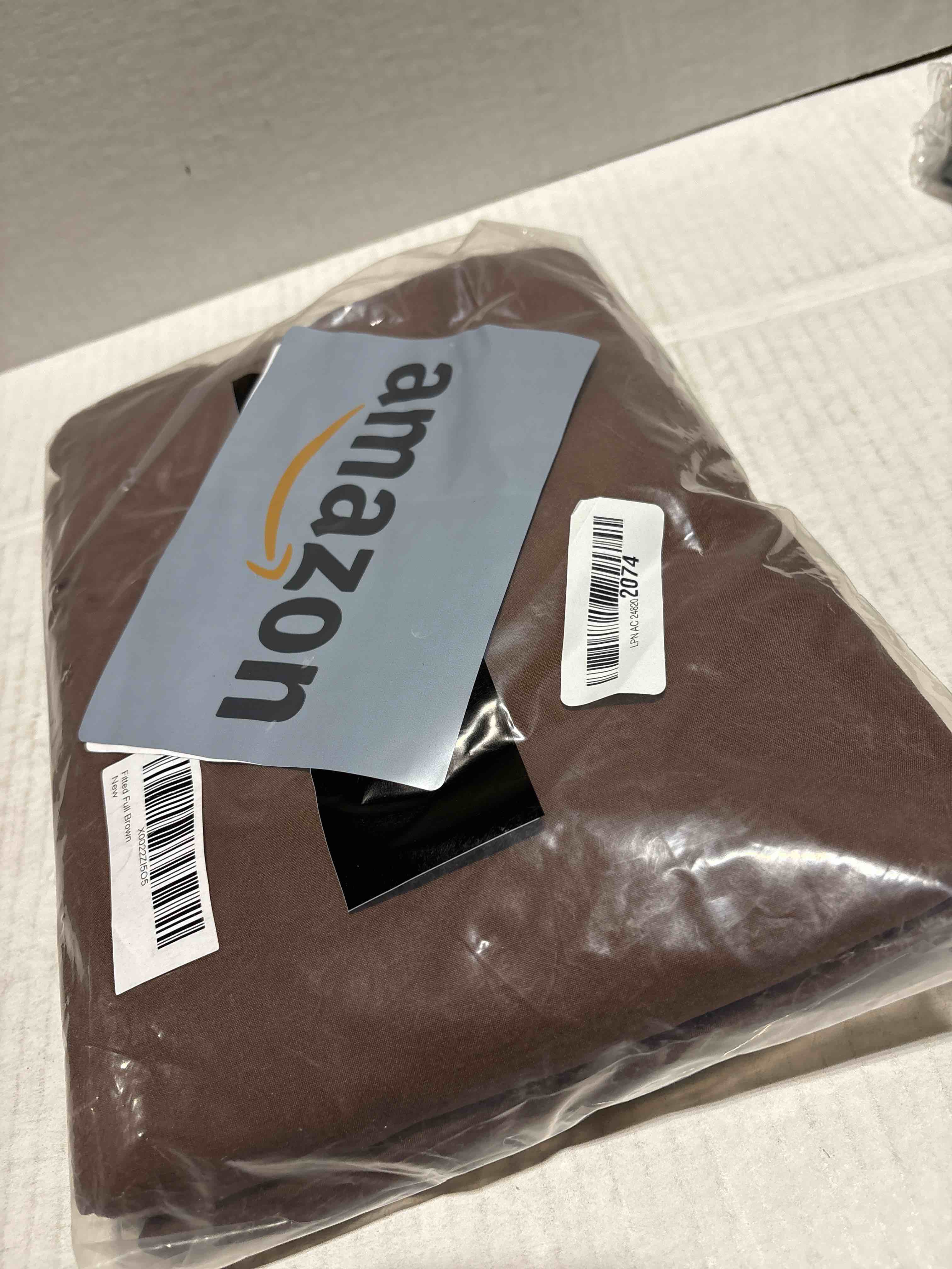 Condition photo showing New/Like New for Full Fitted Bed Sheet - Bottom Single Fitted Sheet Only - Ultra-Soft Hotel Luxury Bedding w/ 8-16 Inch Deep Pockets - Breathable, Cooling & Wrinkle Free - Easy-Care, Fade & Shrink Resistant - Brown Full 16 - Brown