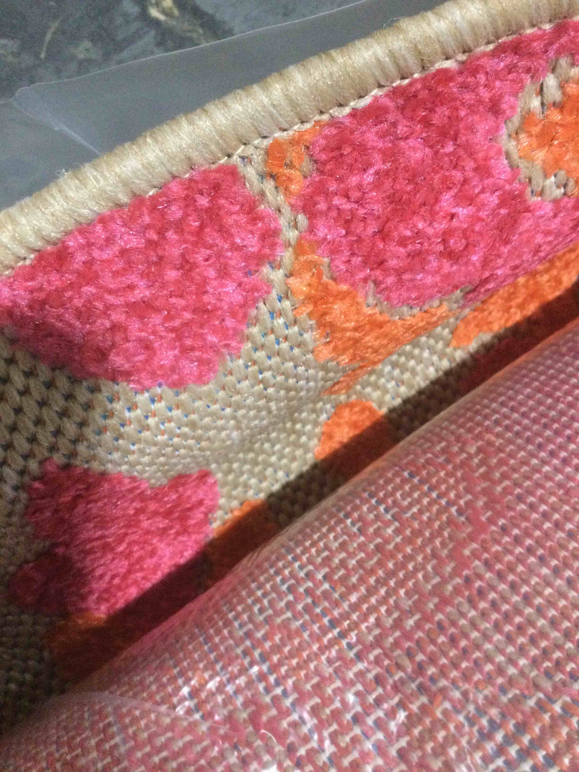 Condition photo showing New/Like New for ultimate innovations California villa 92inch round rug, pink