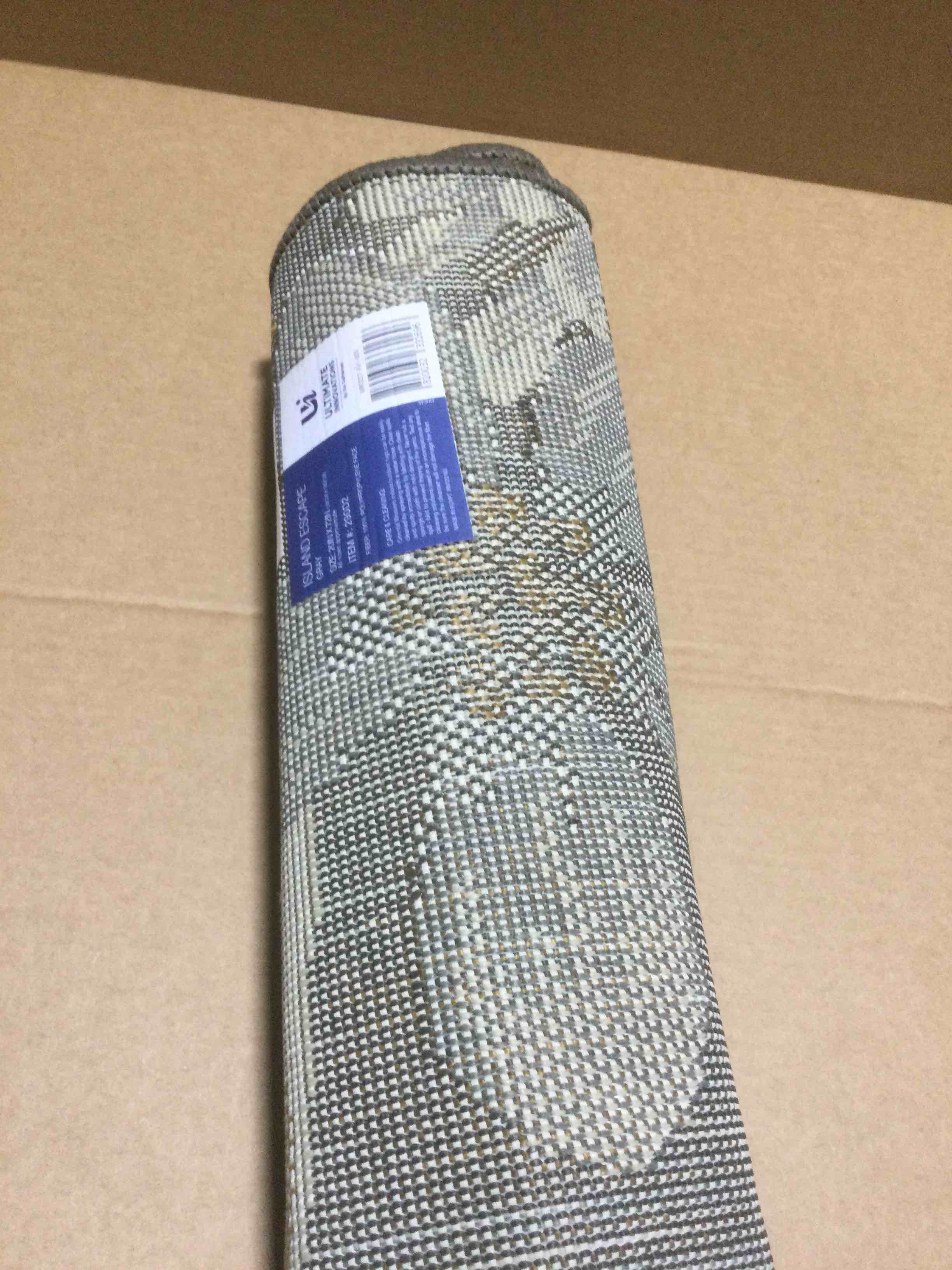 Condition photo showing New/Like New for ultimate innovations 1’8”x5” runner island escape in/outdoor rug, grey