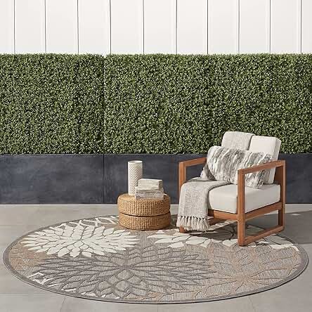 nourison 94” round dahlia bouquet Indoor/outdoor high-low rug, natural 