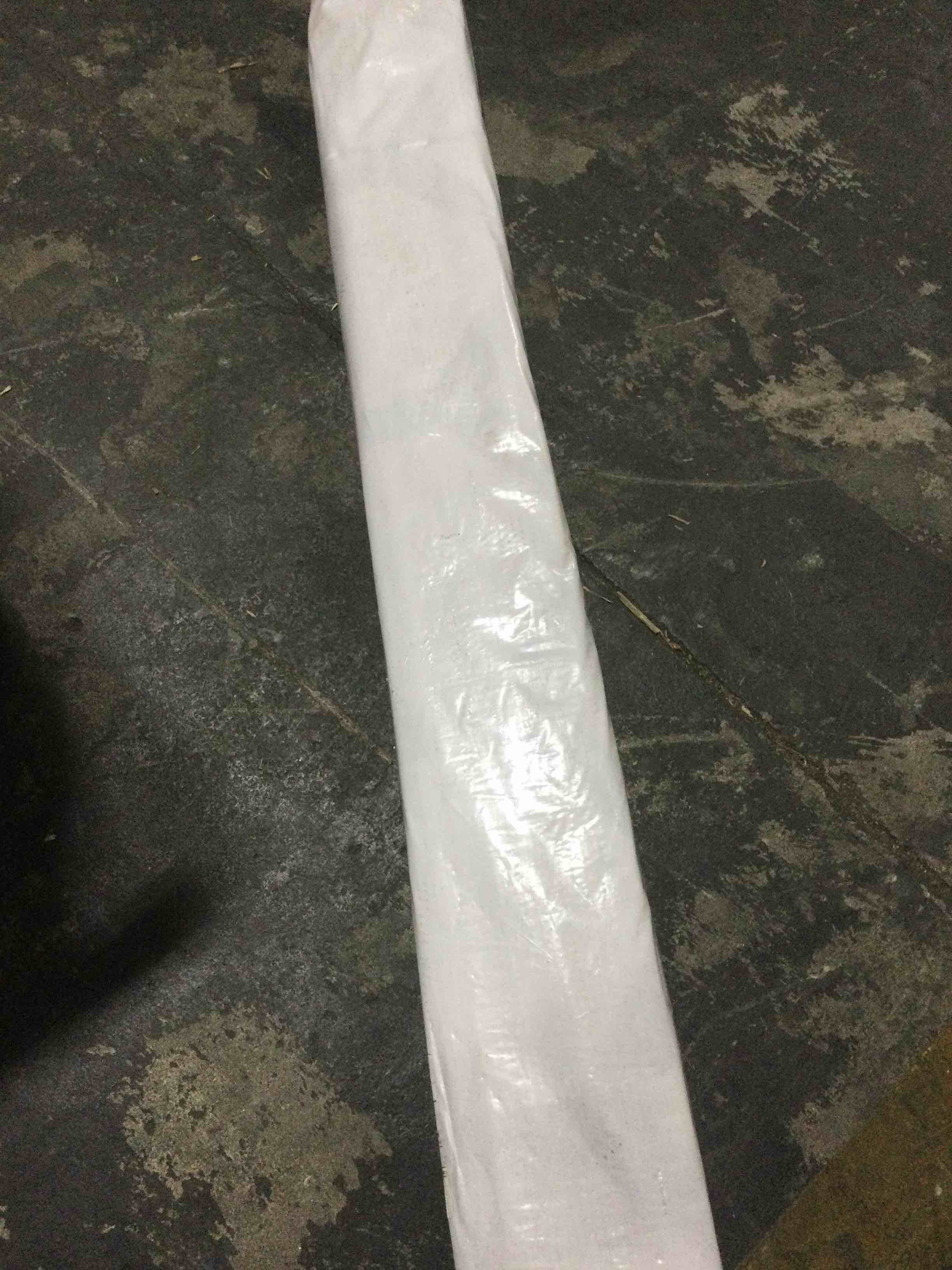 Condition photo showing New/Like New for nourison 5x7 easy care honeycomb area rug, silver grey