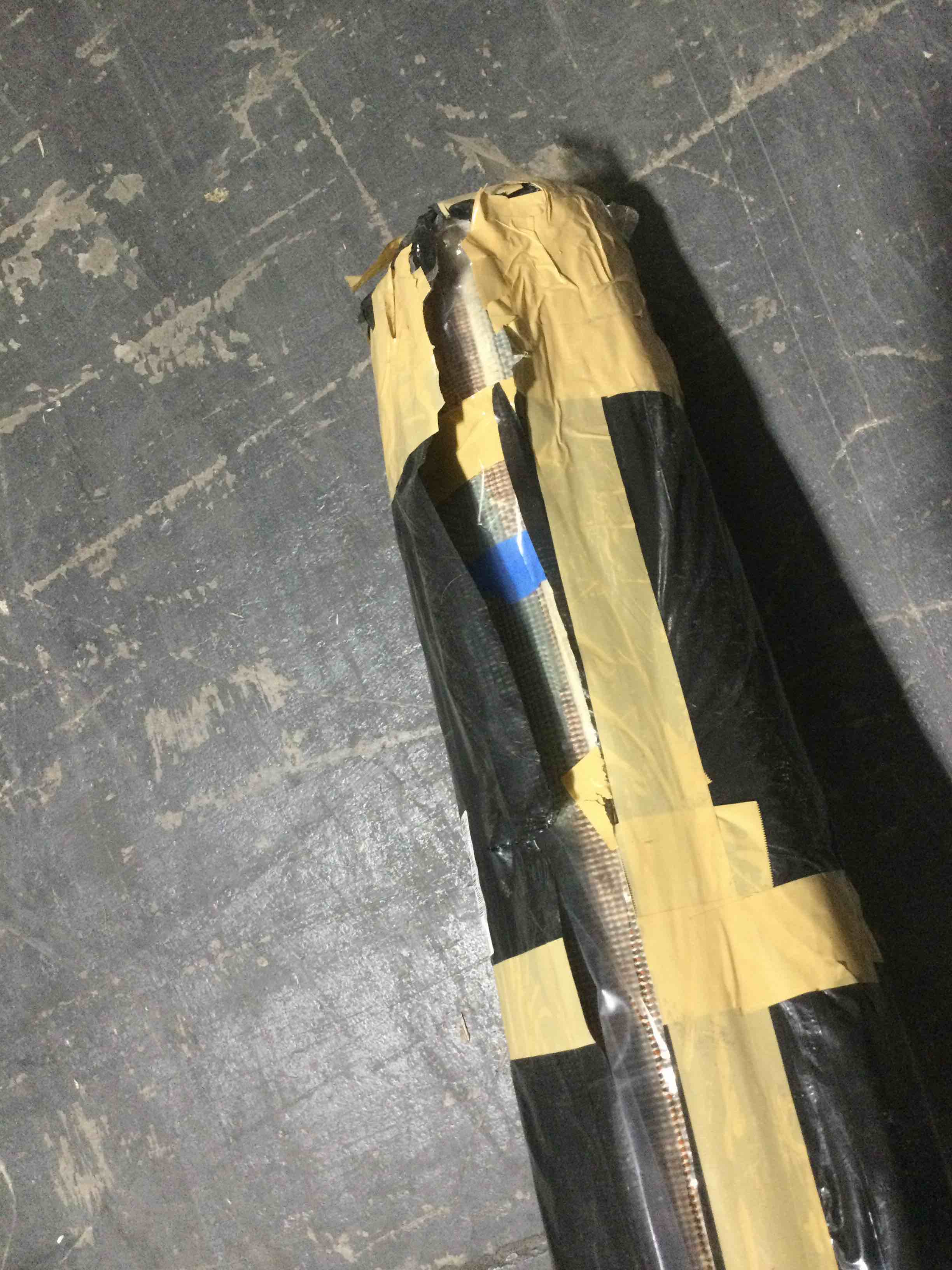 Condition photo showing New/Like New for ultimate innovations island escape 8x10  in/outdoor rug, ivory