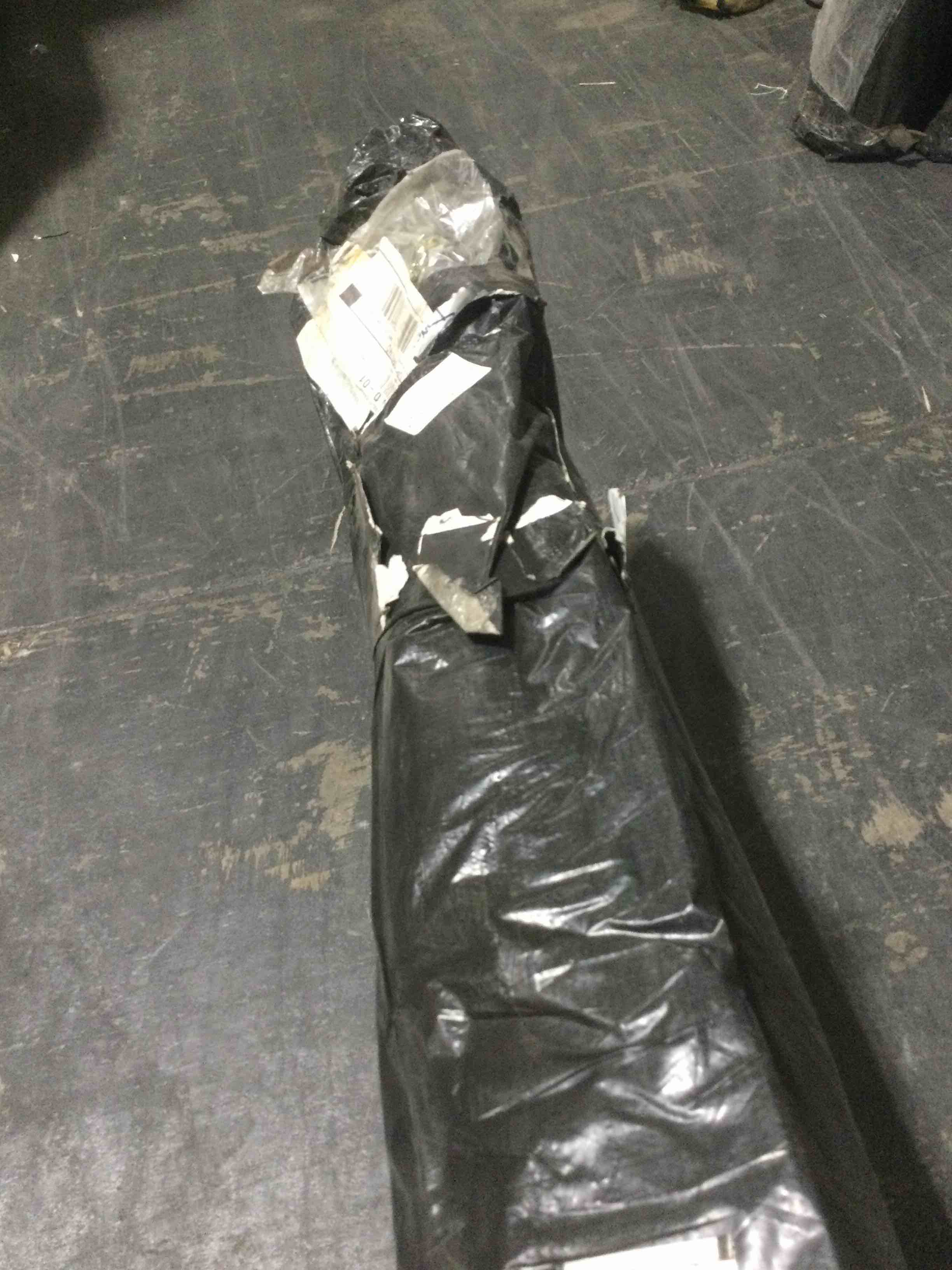 Condition photo showing New/Like New for ultimate innovations bella blossom7x10 in/outdoor rug, ocean