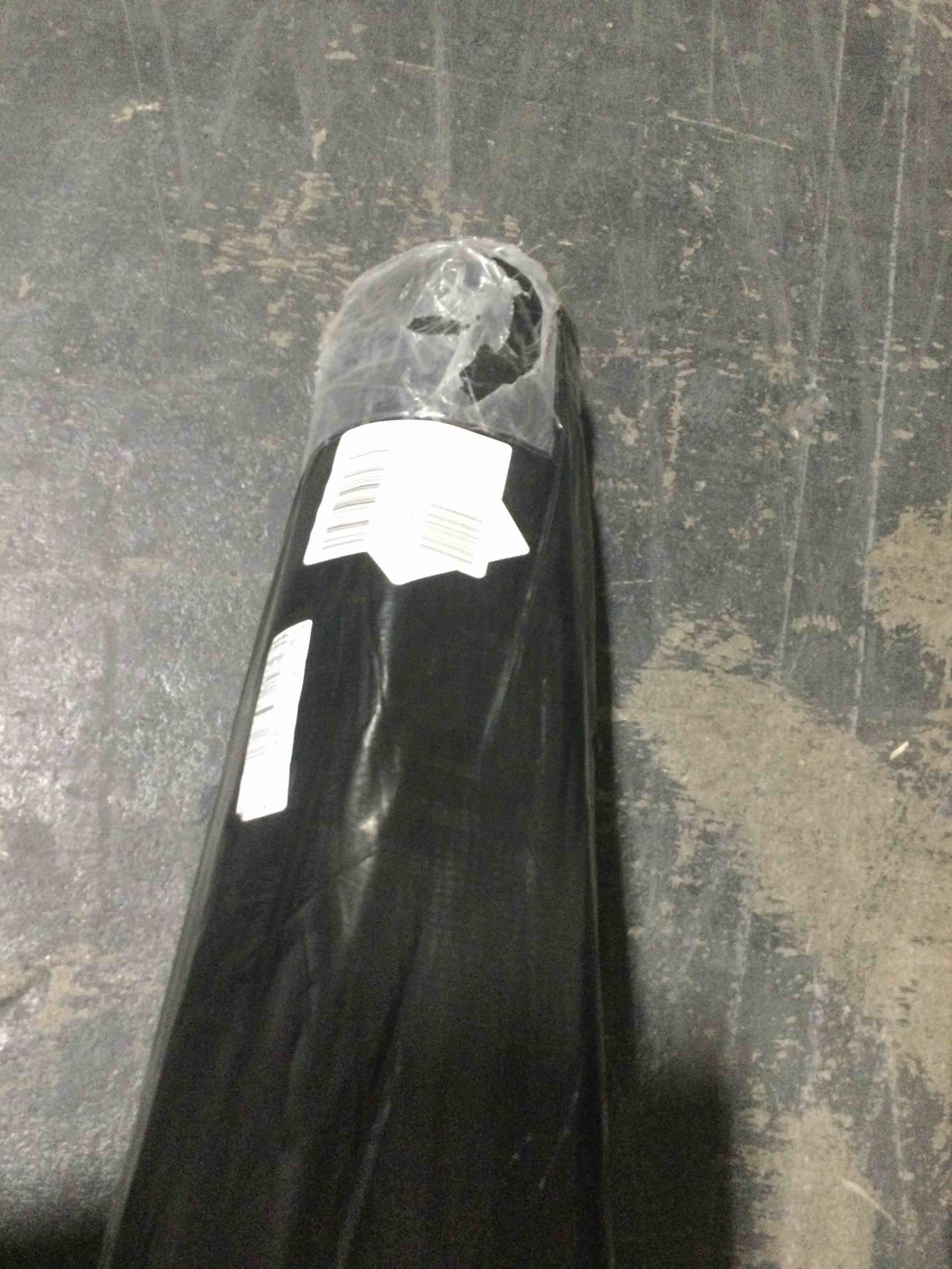 Condition photo showing New/Like New for ultimate innovations island escape 5x7 in/outdoor rug, red