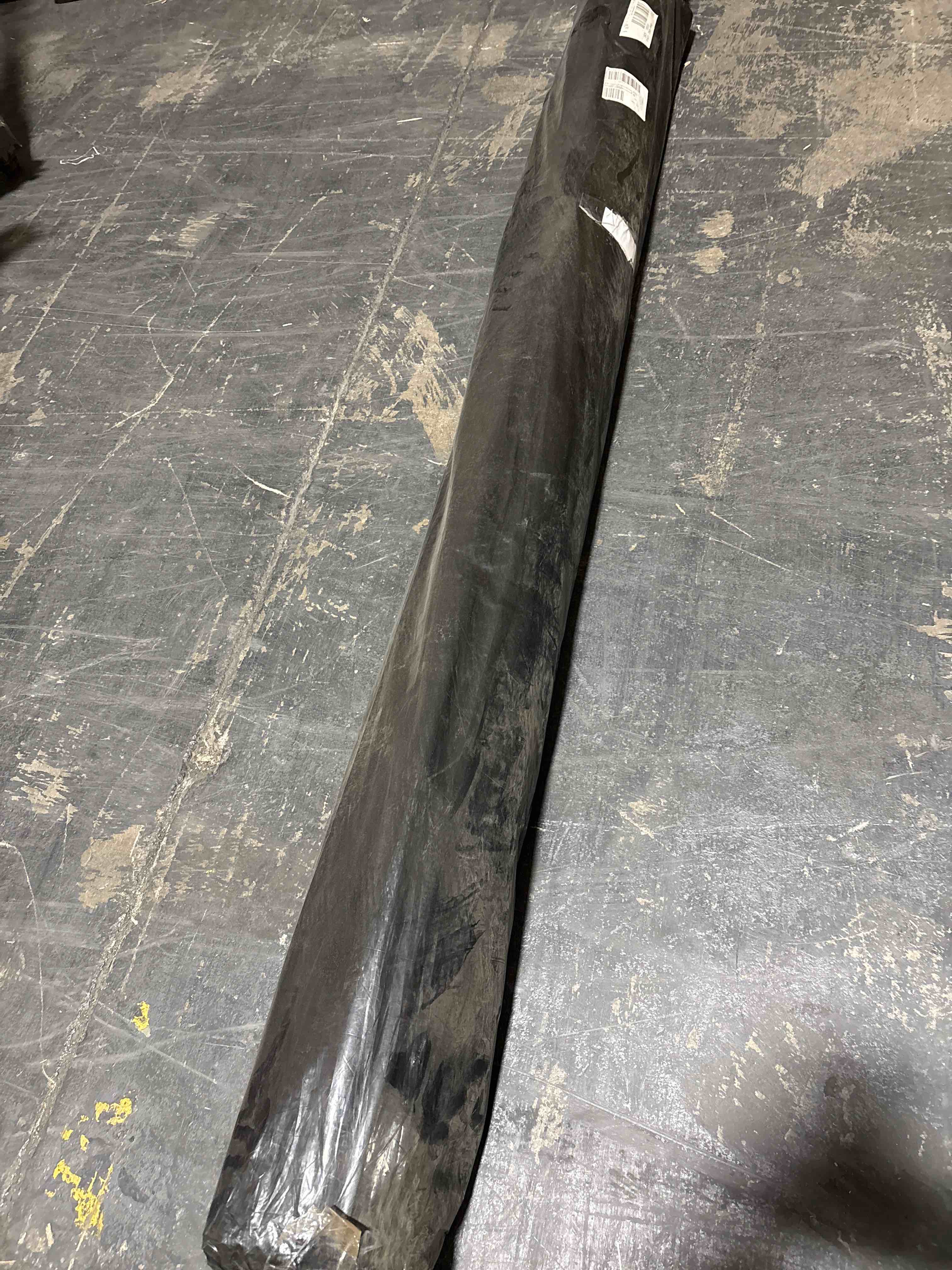 Condition photo showing New/Like New for Barbara king 8x11 reversible dahlia flower patio mat, coral