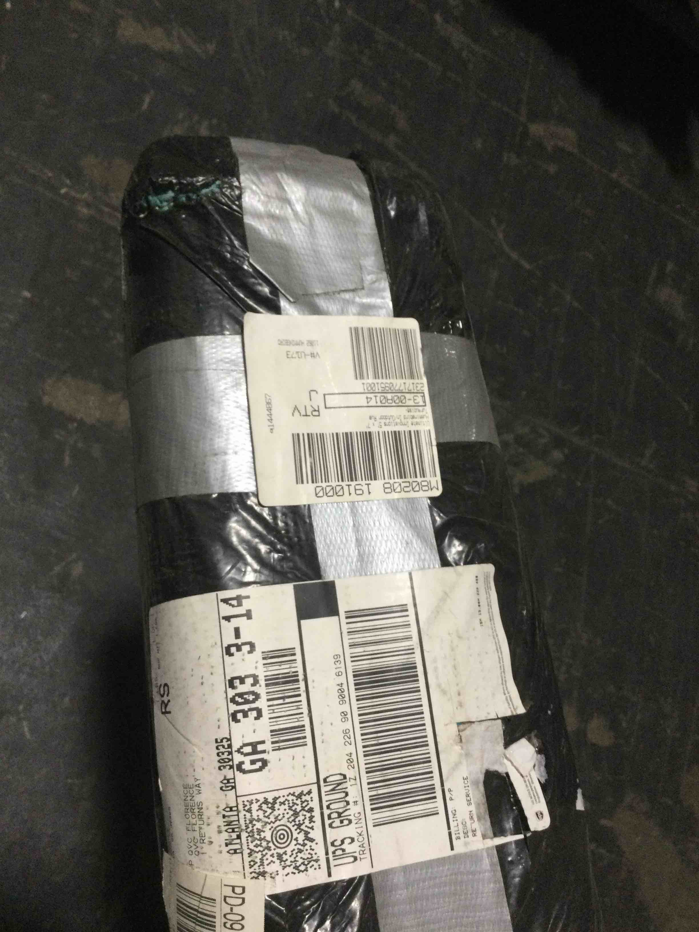 Condition photo showing New/Like New for ultimate innovations hummingbird 5x7 in/outdoor rug, turquoise 