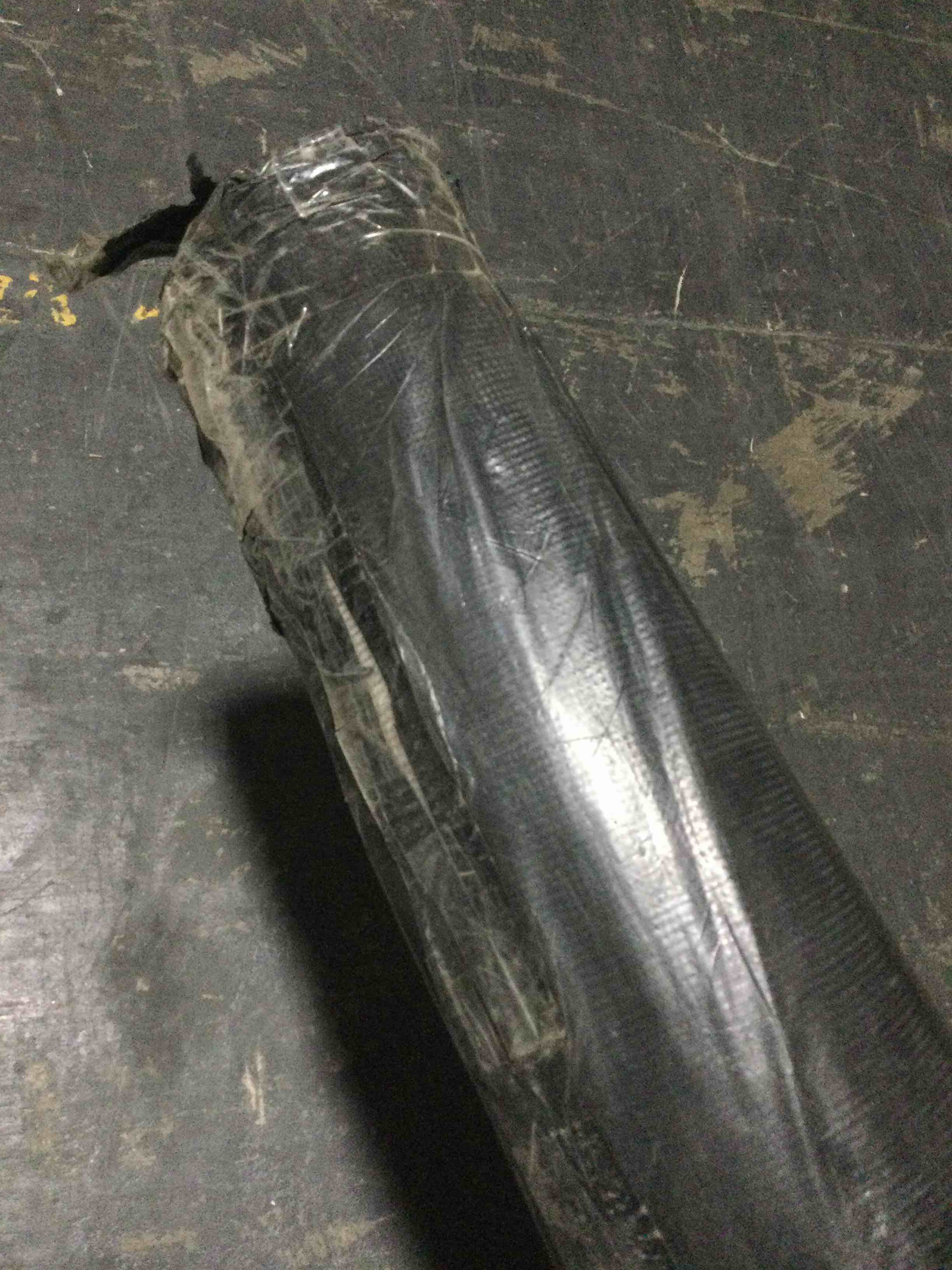 Condition photo showing New/Like New for ultimate innovations island escape 7x10 in/outdoor rug, gray