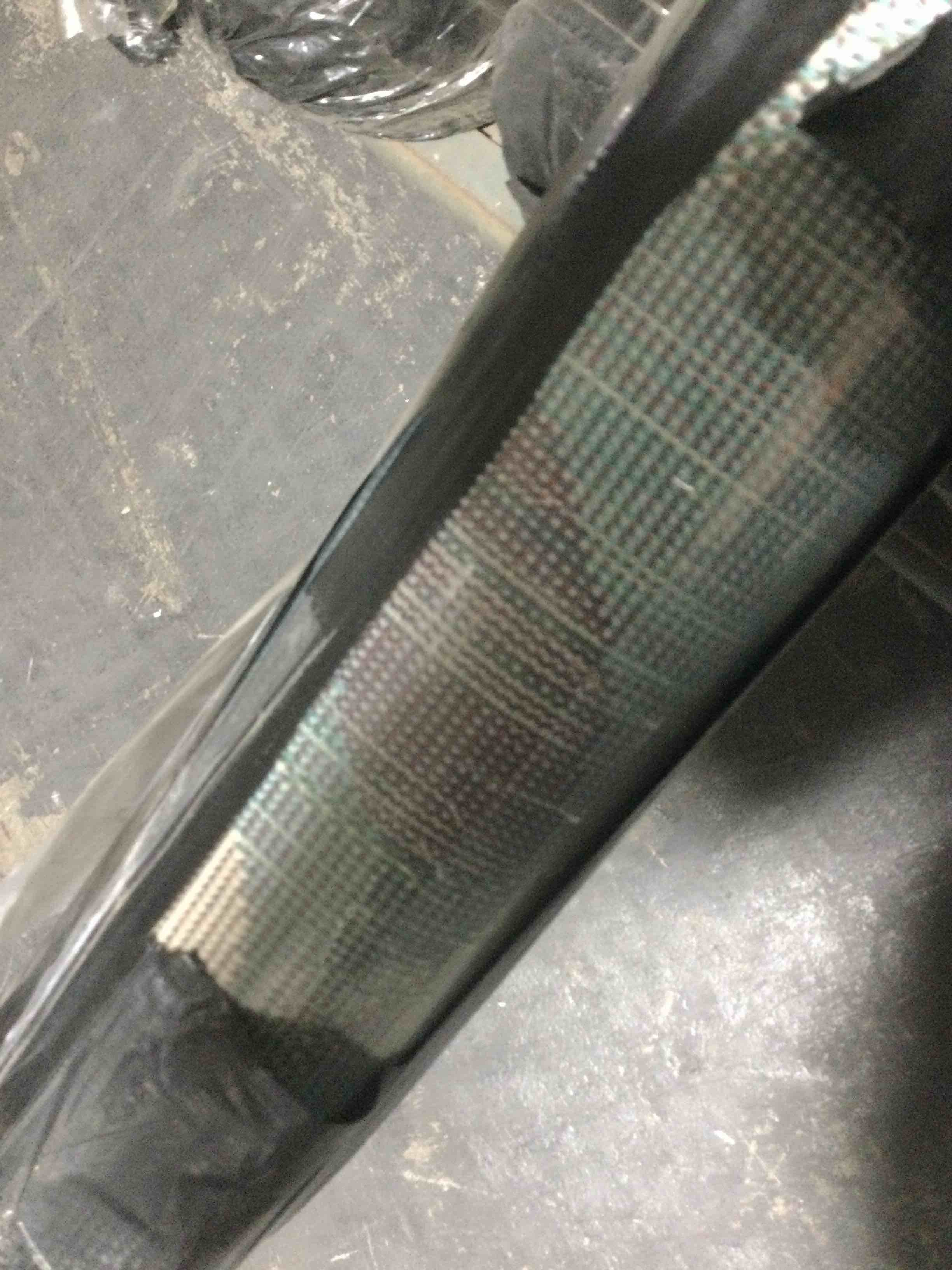 Condition photo showing New/Like New for ultimate innovations hummingbird 5x7  in/outdoor rug, turquoise 