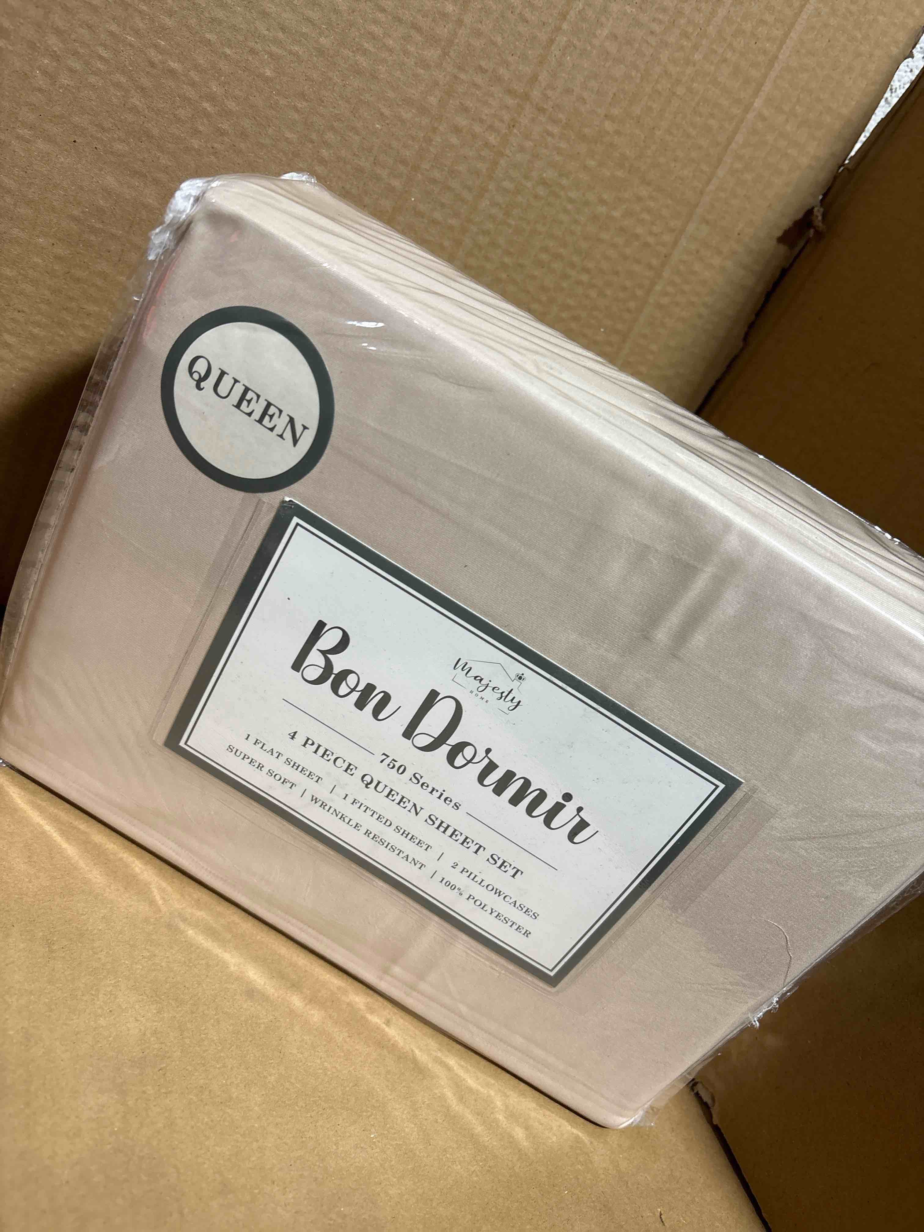 Bon Dormir 750 series 4 piece queen sheet set includes one flat sheet one fitted sheet two pillowcases