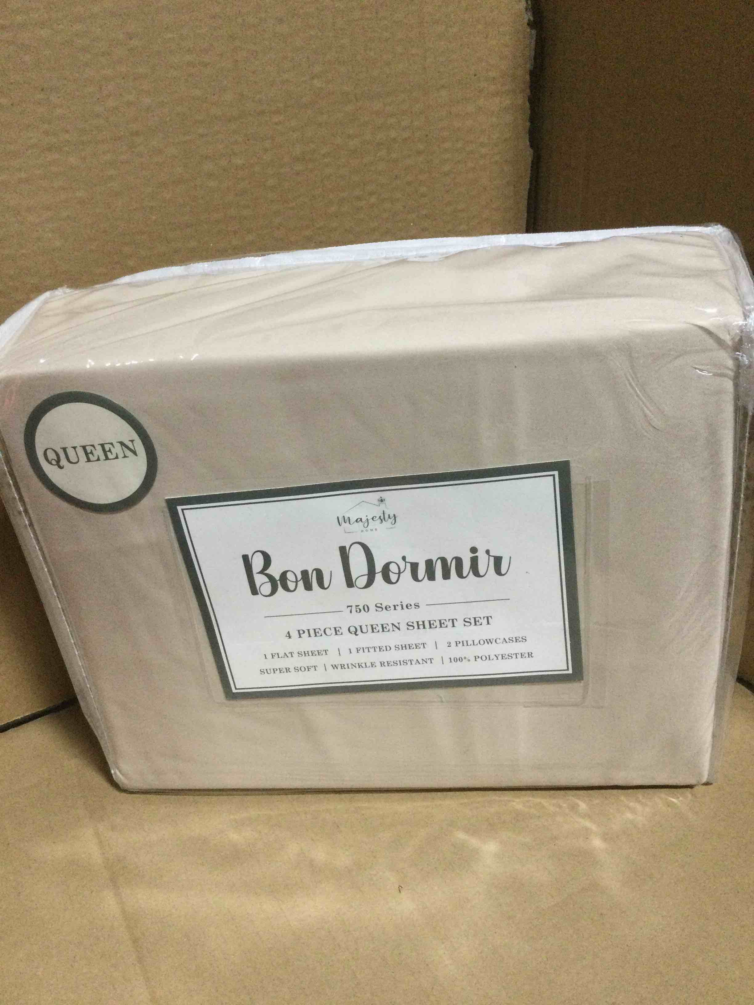 Condition photo showing New/Like New for Bon Dormir 750 series 4 piece queen sheet set includes one flat sheet one fitted sheet two pillowcases