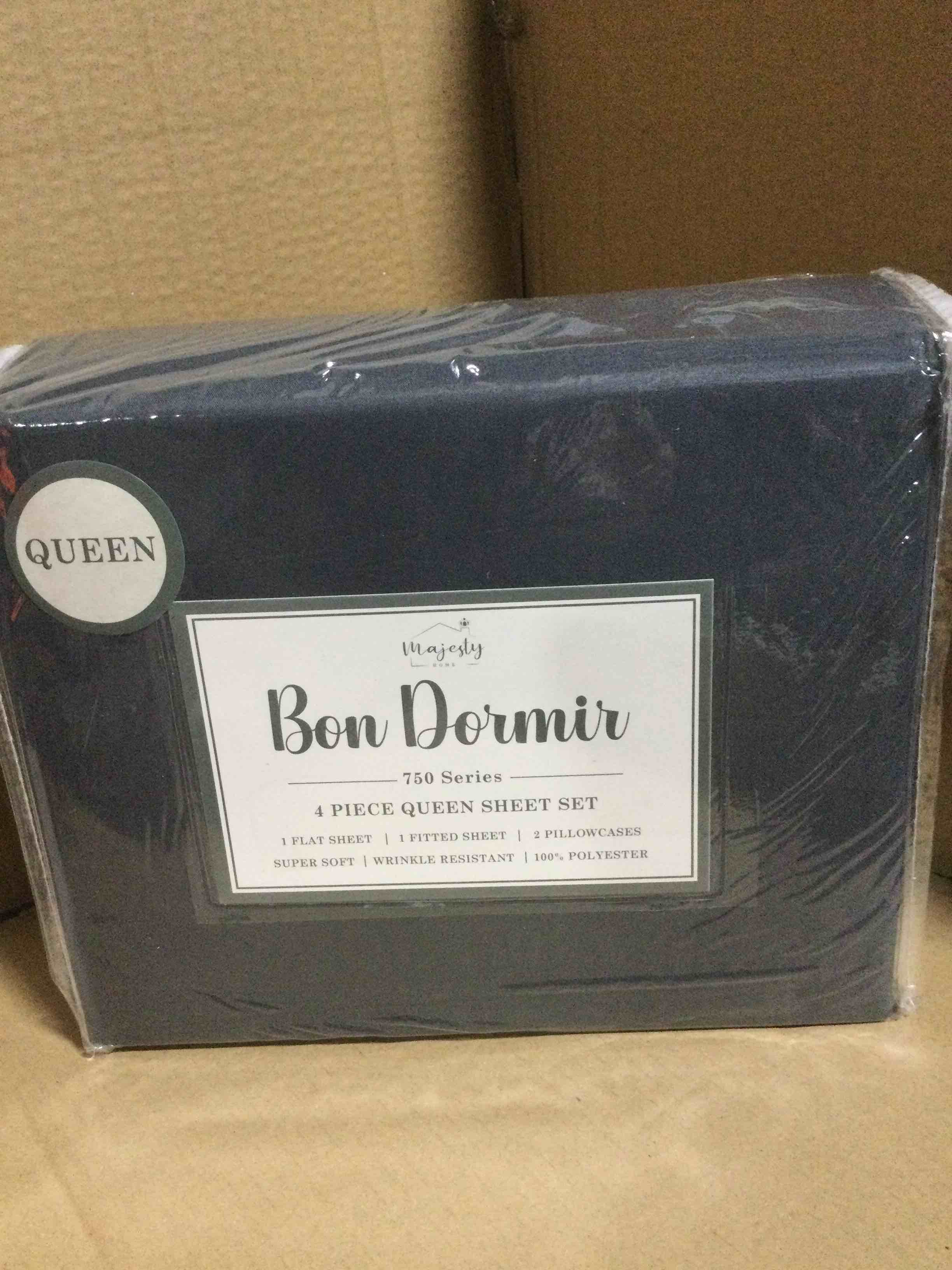 Condition photo showing New/Like New for Bon Dormir 750 series 4 piece queen sheet set includes one flat sheet one fitted sheet two pillowcases