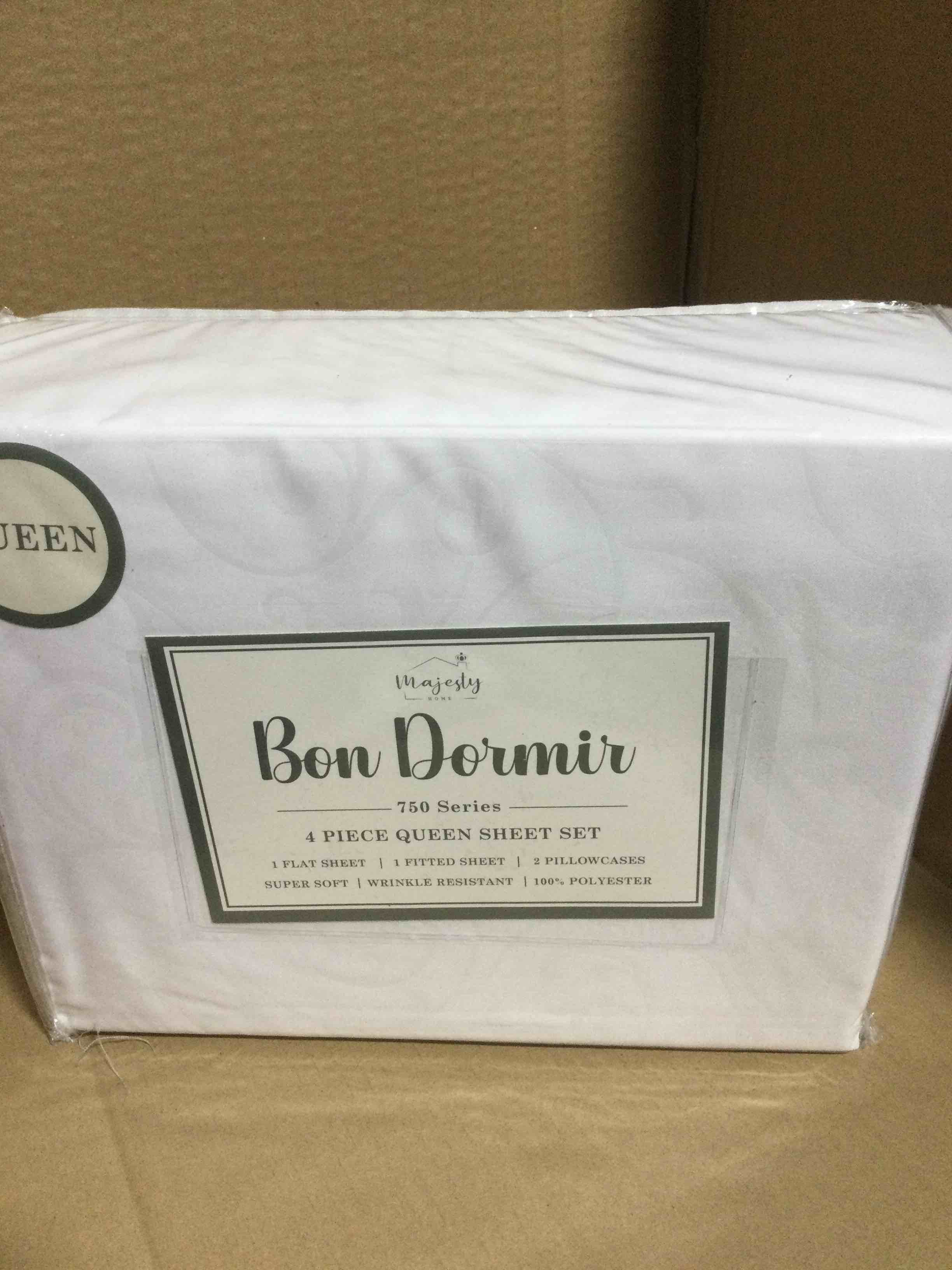Condition photo showing New/Like New for Bon Dormir 750 series 4 piece queen sheet set includes one flat sheet one fitted sheet two pillowcases