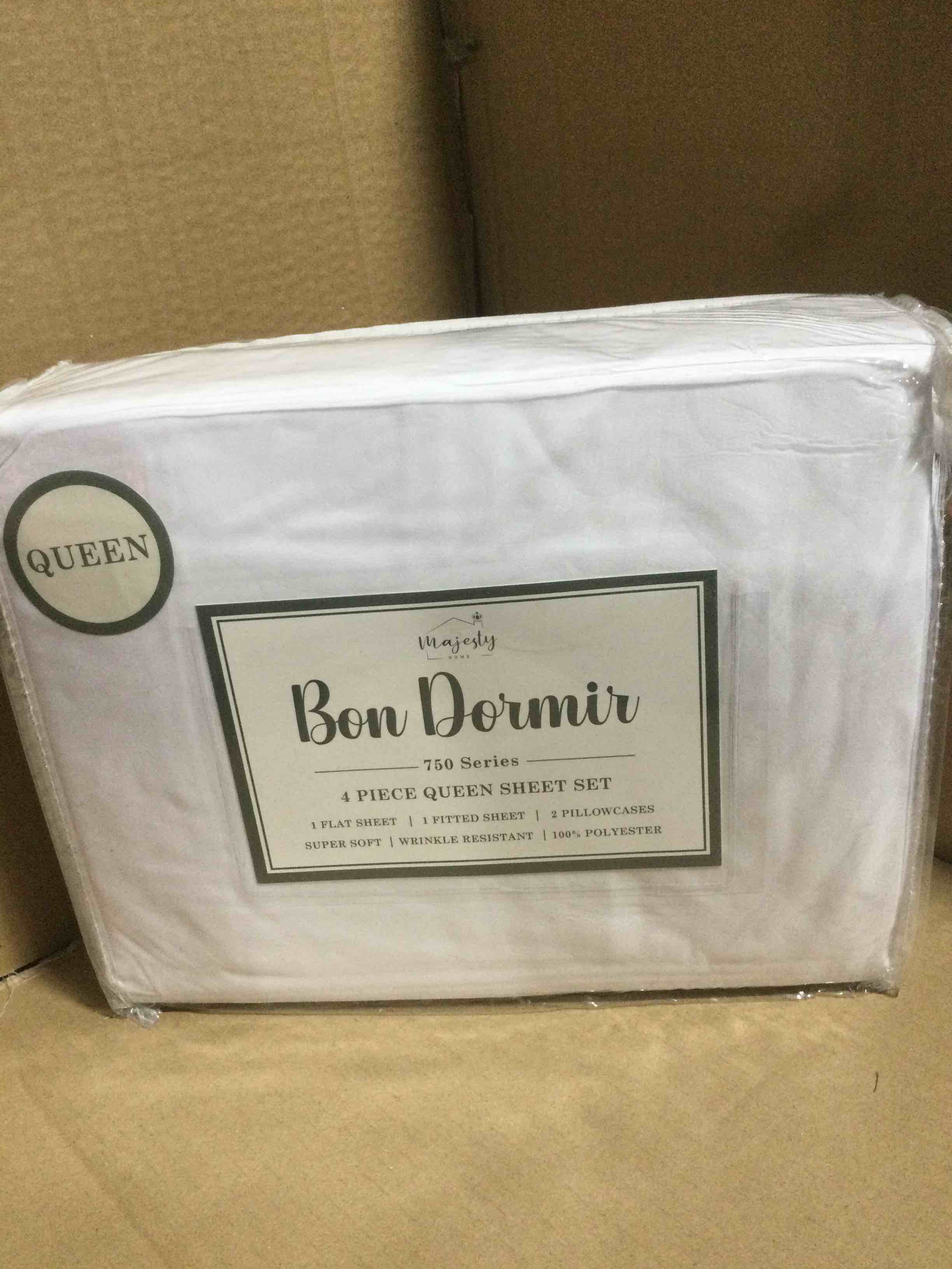 Condition photo showing New/Like New for queen Bon Dormir 750 series 4 piece queen sheet set includes one flat sheet one fitted sheet two pillowcases