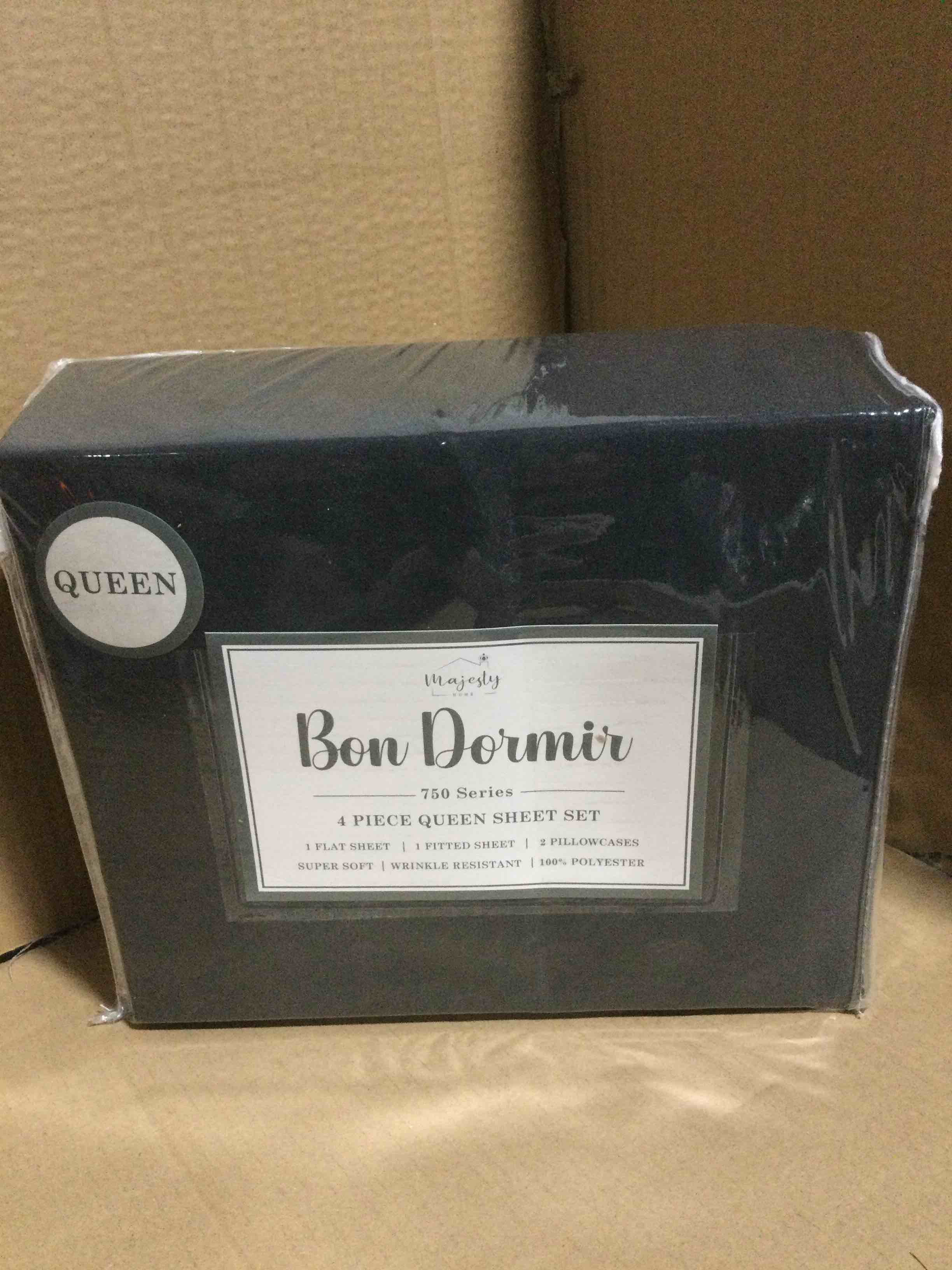 Condition photo showing New/Like New for queen Bon Dormir 750 series 4 piece queen sheet set includes one flat sheet one fitted sheet two pillowcases