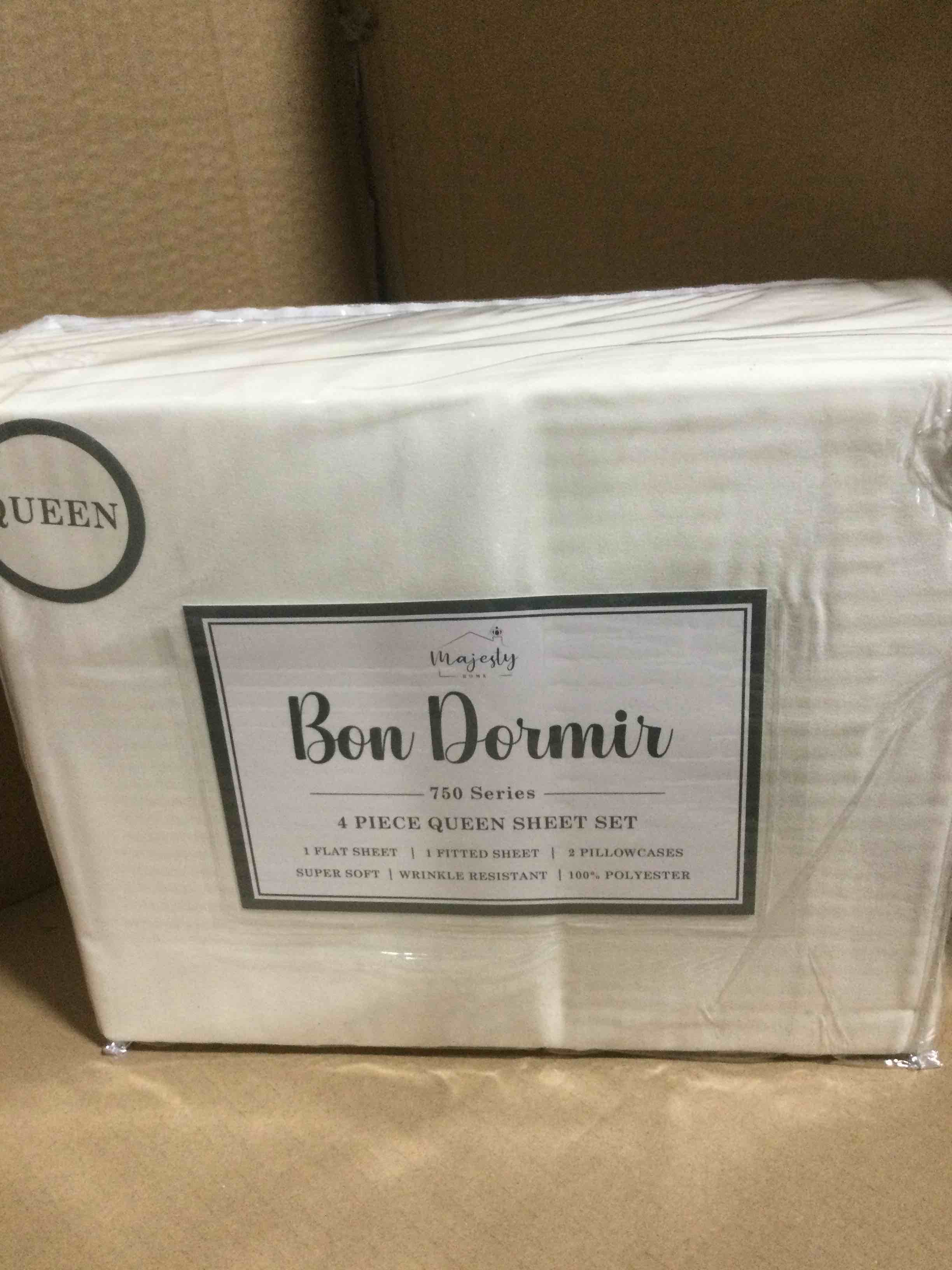 Condition photo showing New/Like New for queen Bon Dormir 750 series 4 piece queen sheet set includes one flat sheet one fitted sheet two pillowcases