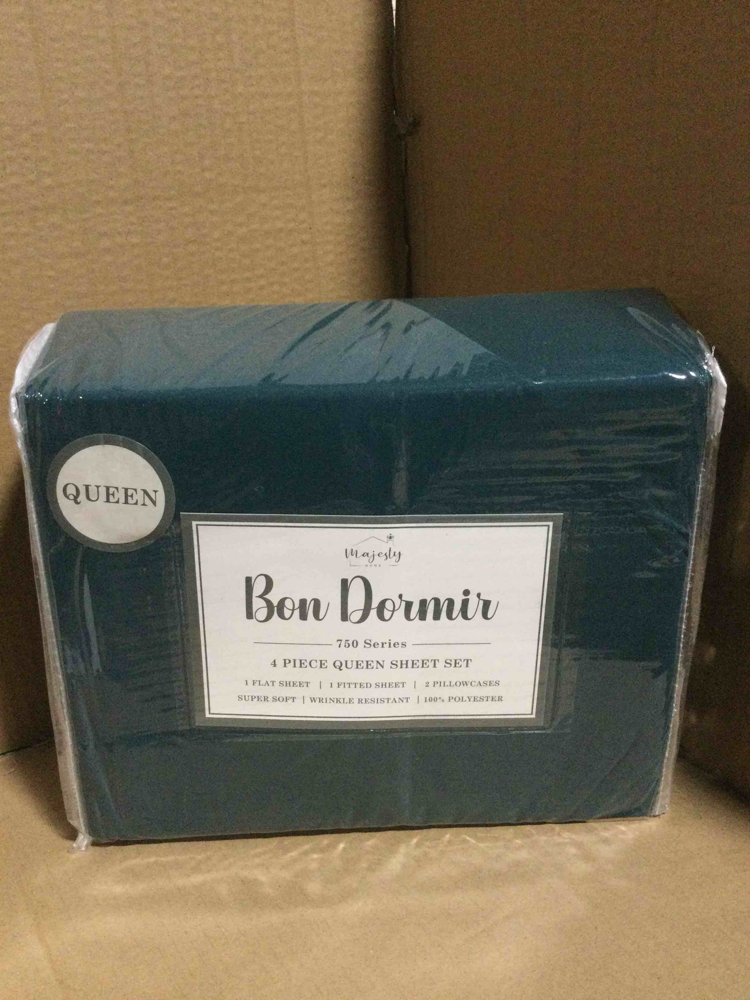 Condition photo showing New/Like New for queen Bon Dormir 750 series 4 piece queen sheet set includes one flat sheet one fitted sheet two pillowcases