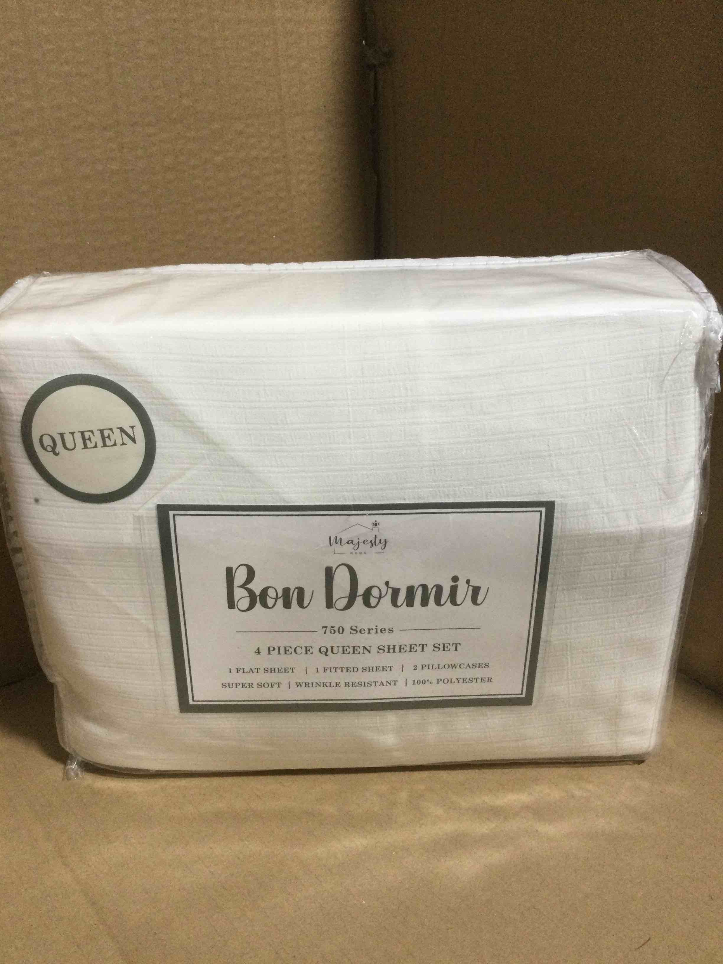 Condition photo showing New/Like New for queen Bon Dormir 750 series 4 piece queen sheet set includes one flat sheet one fitted sheet two pillowcases