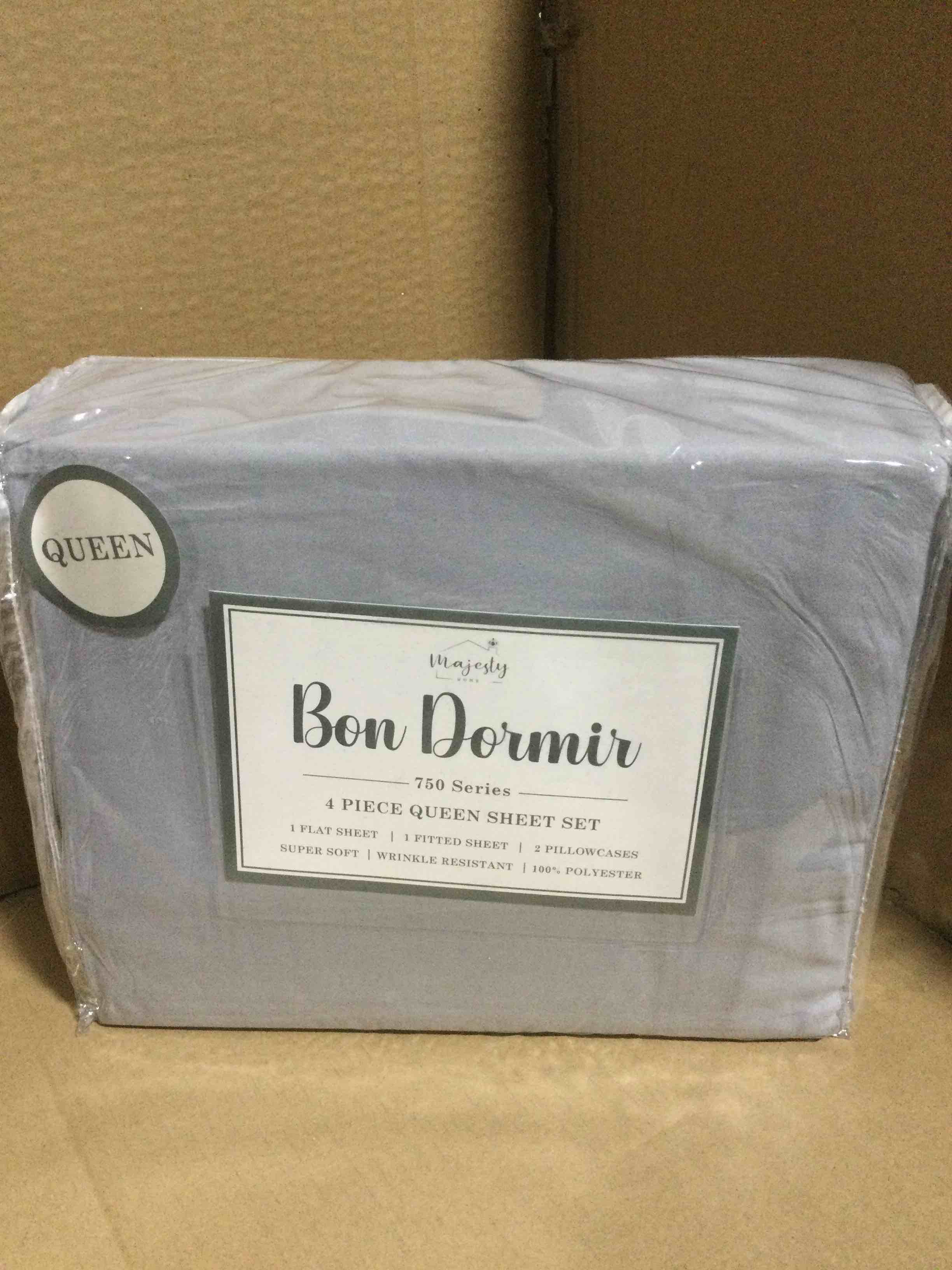 Condition photo showing New/Like New for queen Bon Dormir 750 series 4 piece queen sheet set includes one flat sheet one fitted sheet two pillowcases