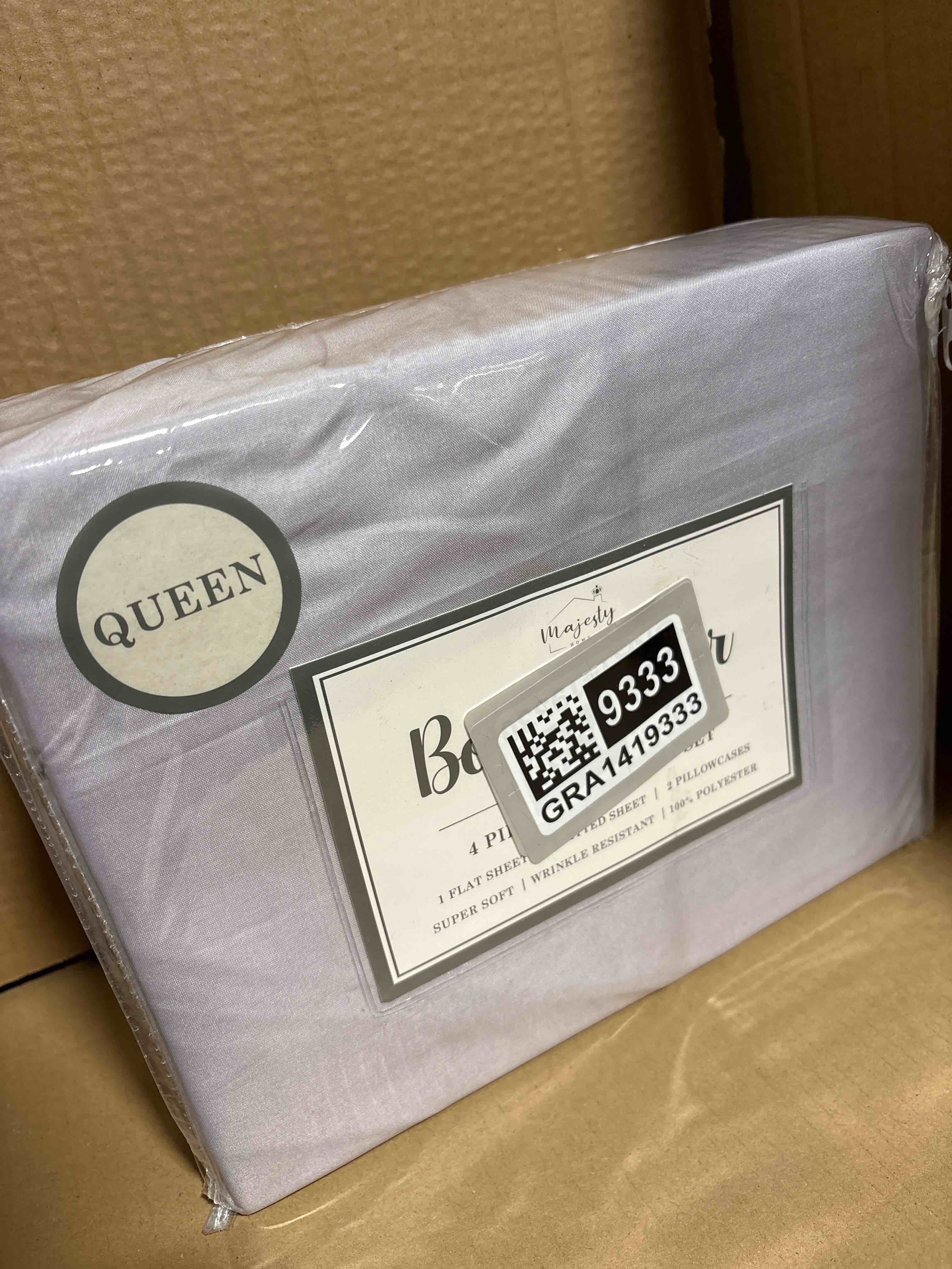 Condition photo showing New/Like New for queen Bon Dormir 750 series 4 piece queen sheet set includes one flat sheet one fitted sheet two pillowcases