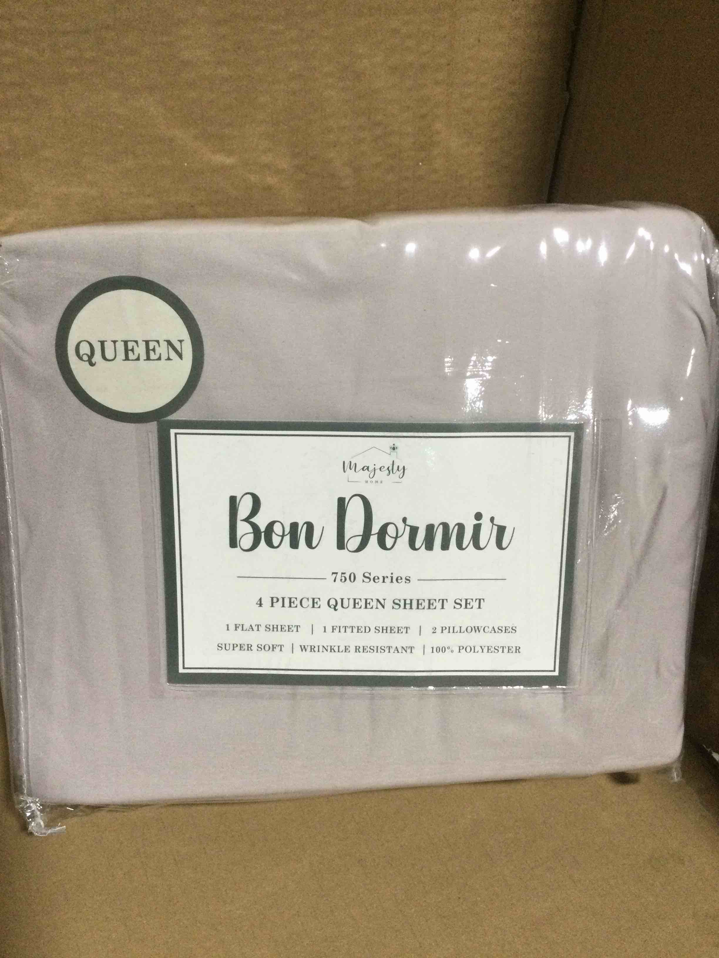 Condition photo showing New/Like New for queen Bon Dormir 750 series 4 piece queen sheet set includes one flat sheet one fitted sheet two pillowcases
