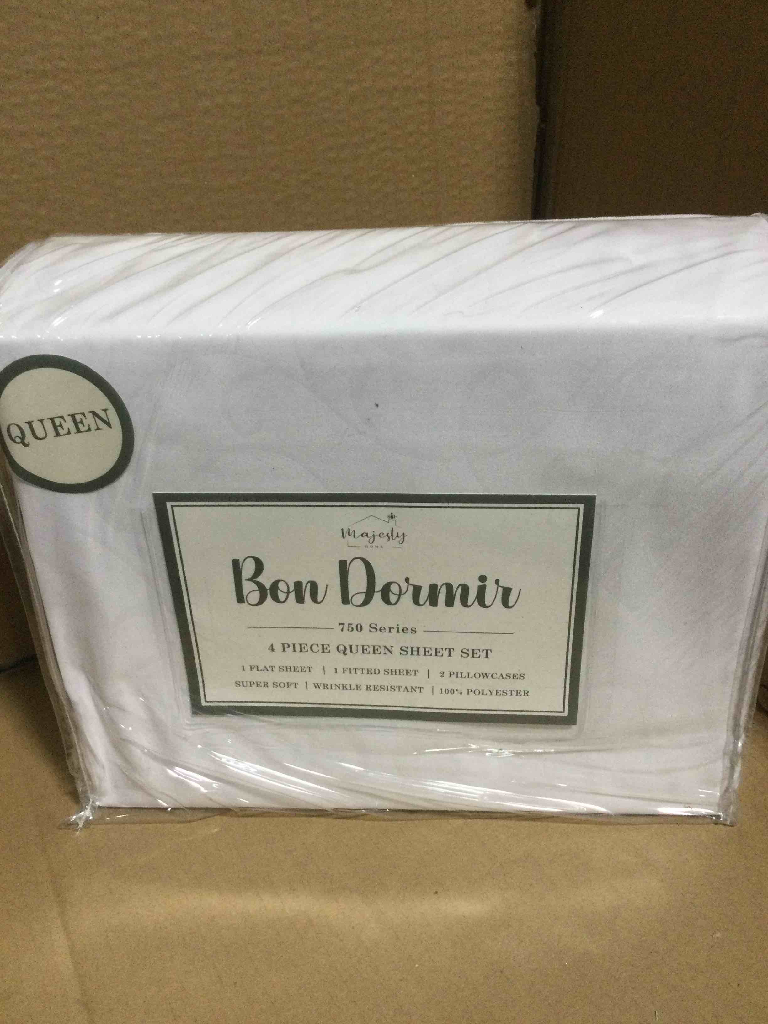Condition photo showing New/Like New for queen Bon Dormir 750 series 4 piece queen sheet set includes one flat sheet one fitted sheet two pillowcases