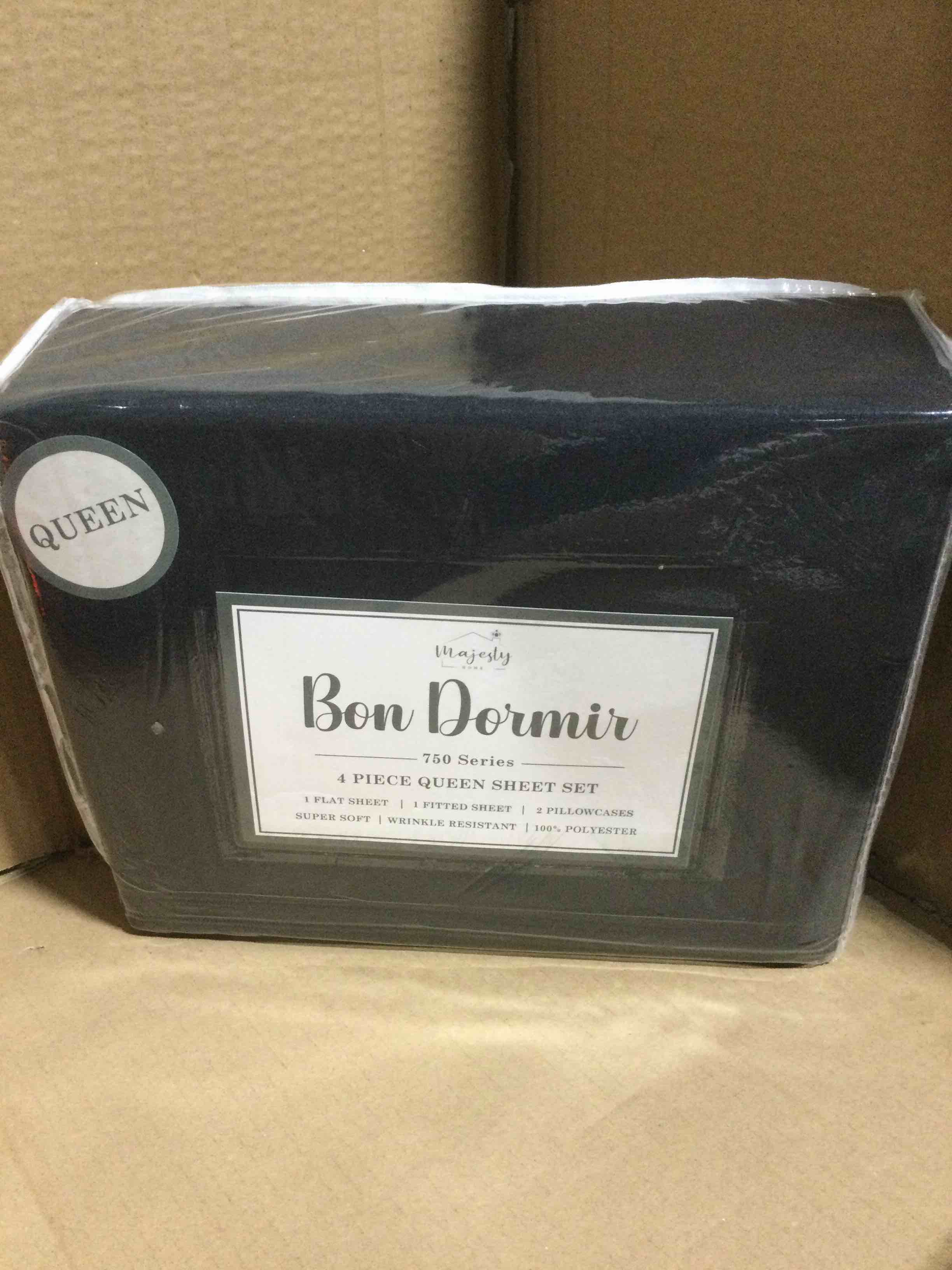 Condition photo showing New/Like New for queen Bon Dormir 750 series 4 piece queen sheet set includes one flat sheet one fitted sheet two pillowcases