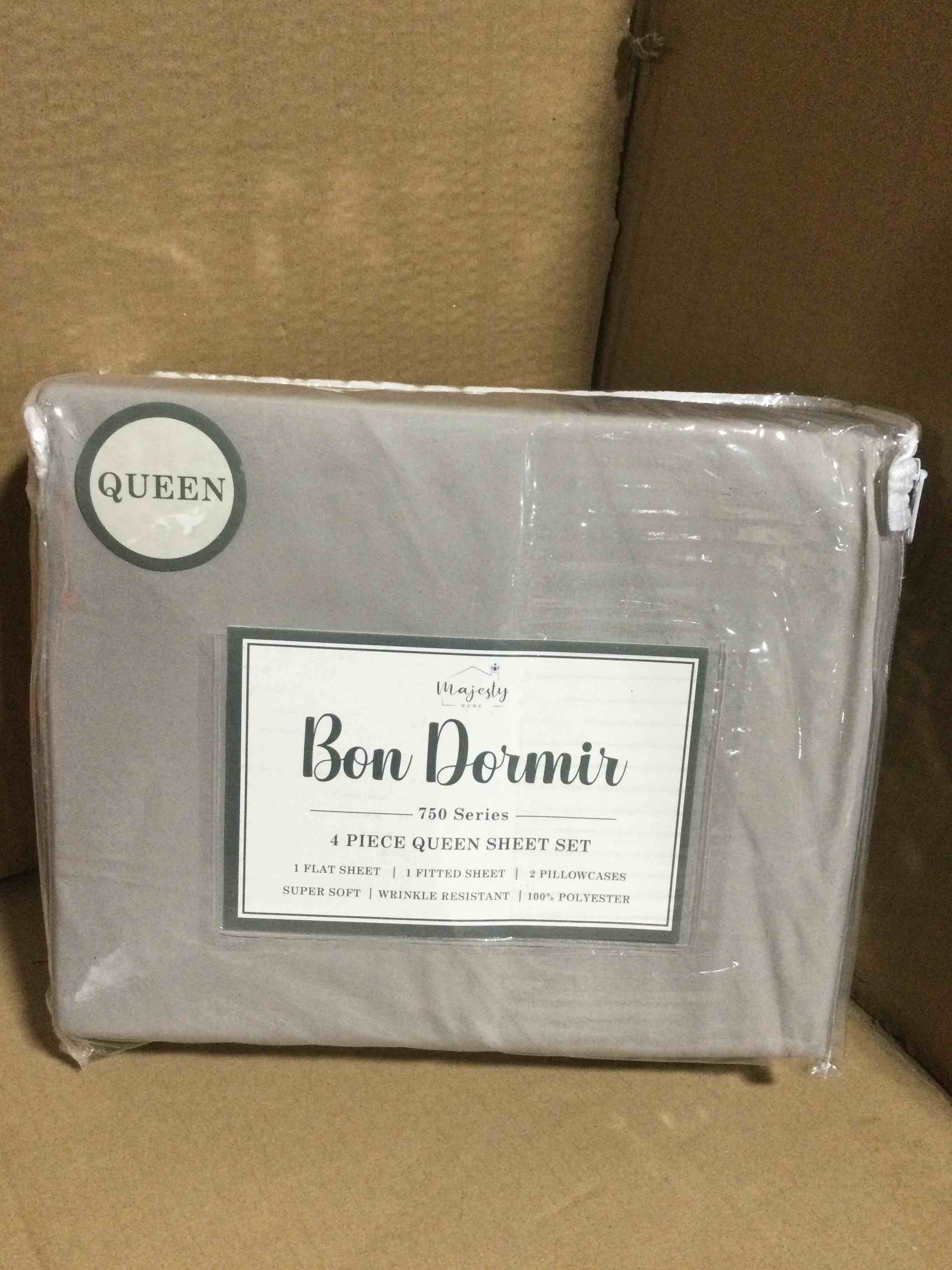 Condition photo showing New/Like New for Queen Bon Dormir 750 series 4 piece queen sheet set includes one flat sheet one fitted sheet two pillowcases