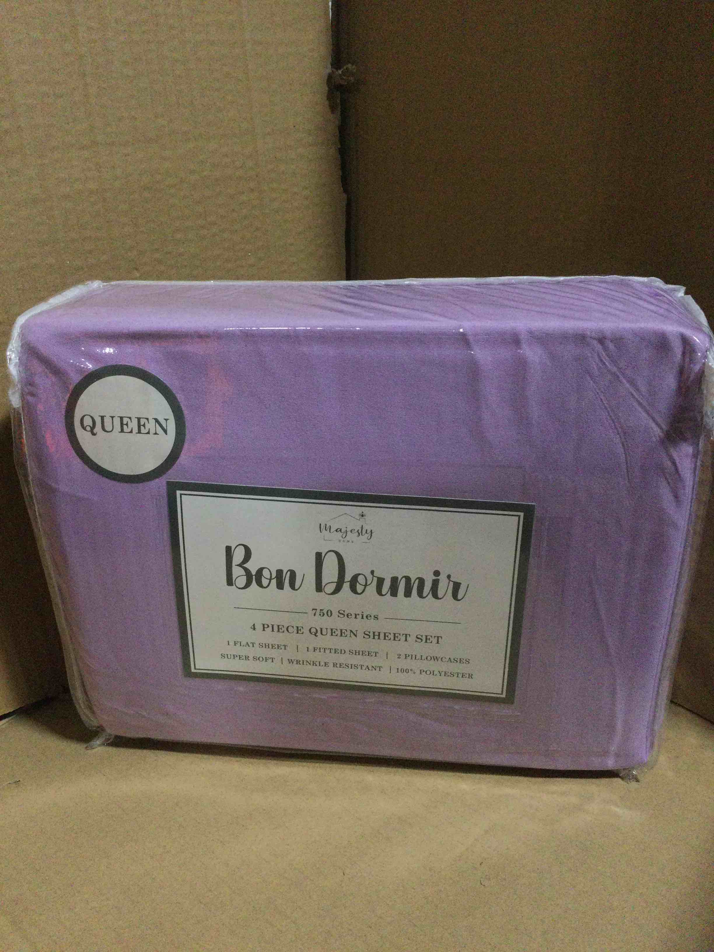 Condition photo showing New/Like New for Queen Bon Dormir 750 series 4 piece queen sheet set includes one flat sheet one fitted sheet two pillowcases