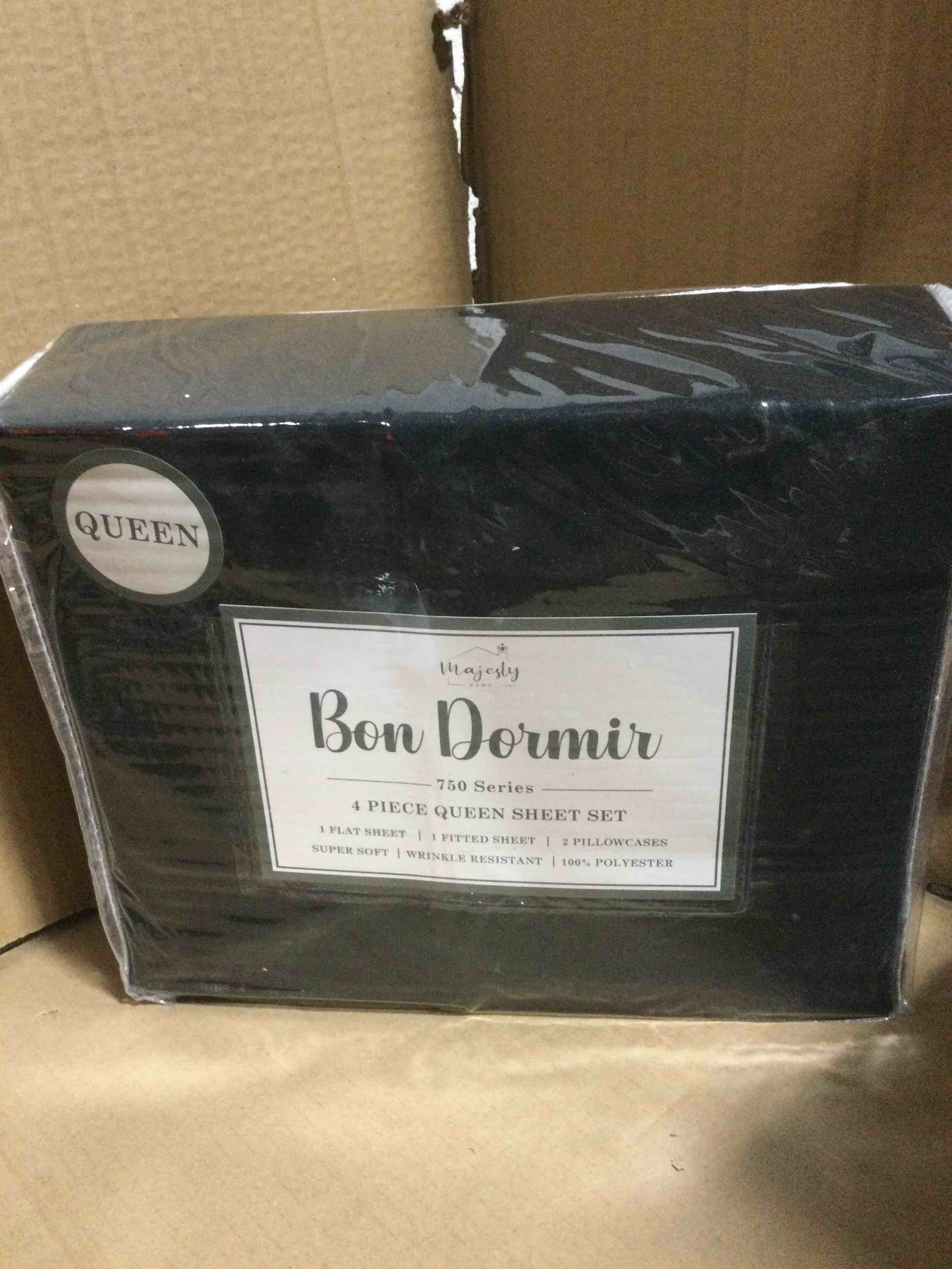 Condition photo showing New/Like New for Queen Bon Dormir 750 series 4 piece queen sheet set includes one flat sheet one fitted sheet two pillowcases