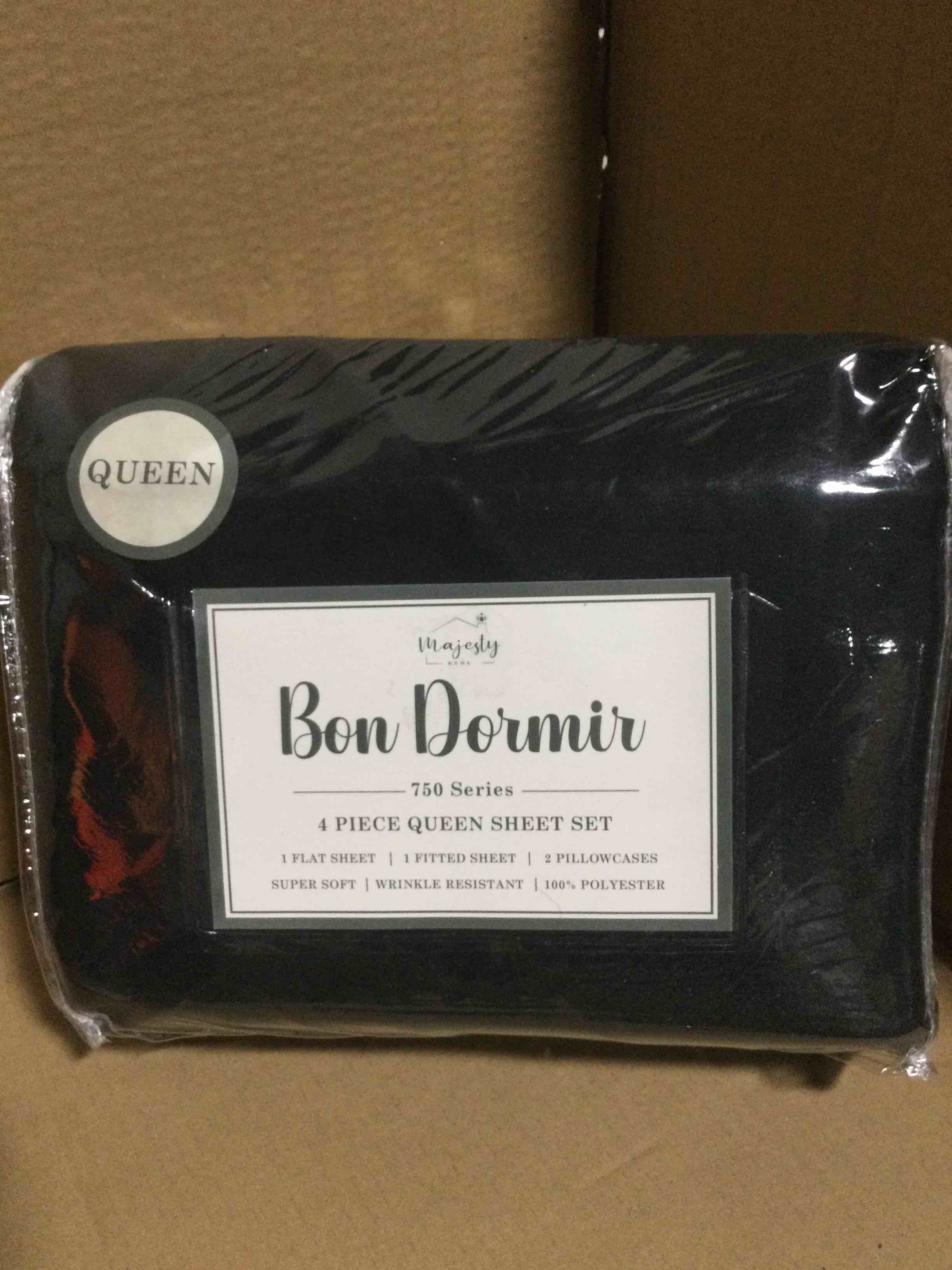 Condition photo showing New/Like New for Queen Bon Dormir 750 series 4 piece queen sheet set includes one flat sheet one fitted sheet two pillowcases