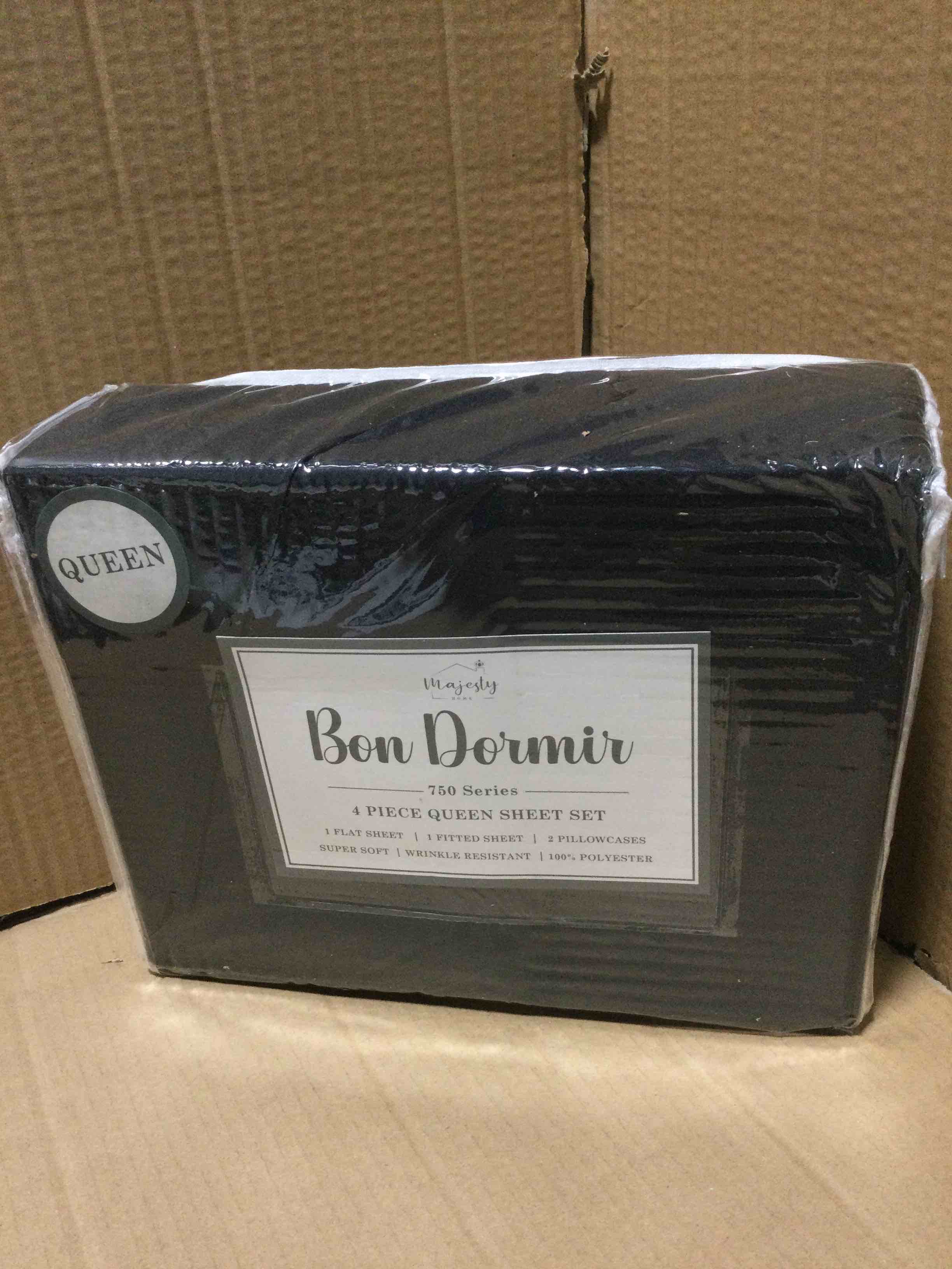 Condition photo showing New/Like New for Queen Bon Dormir 750 series 4 piece queen sheet set includes one flat sheet one fitted sheet two pillowcases