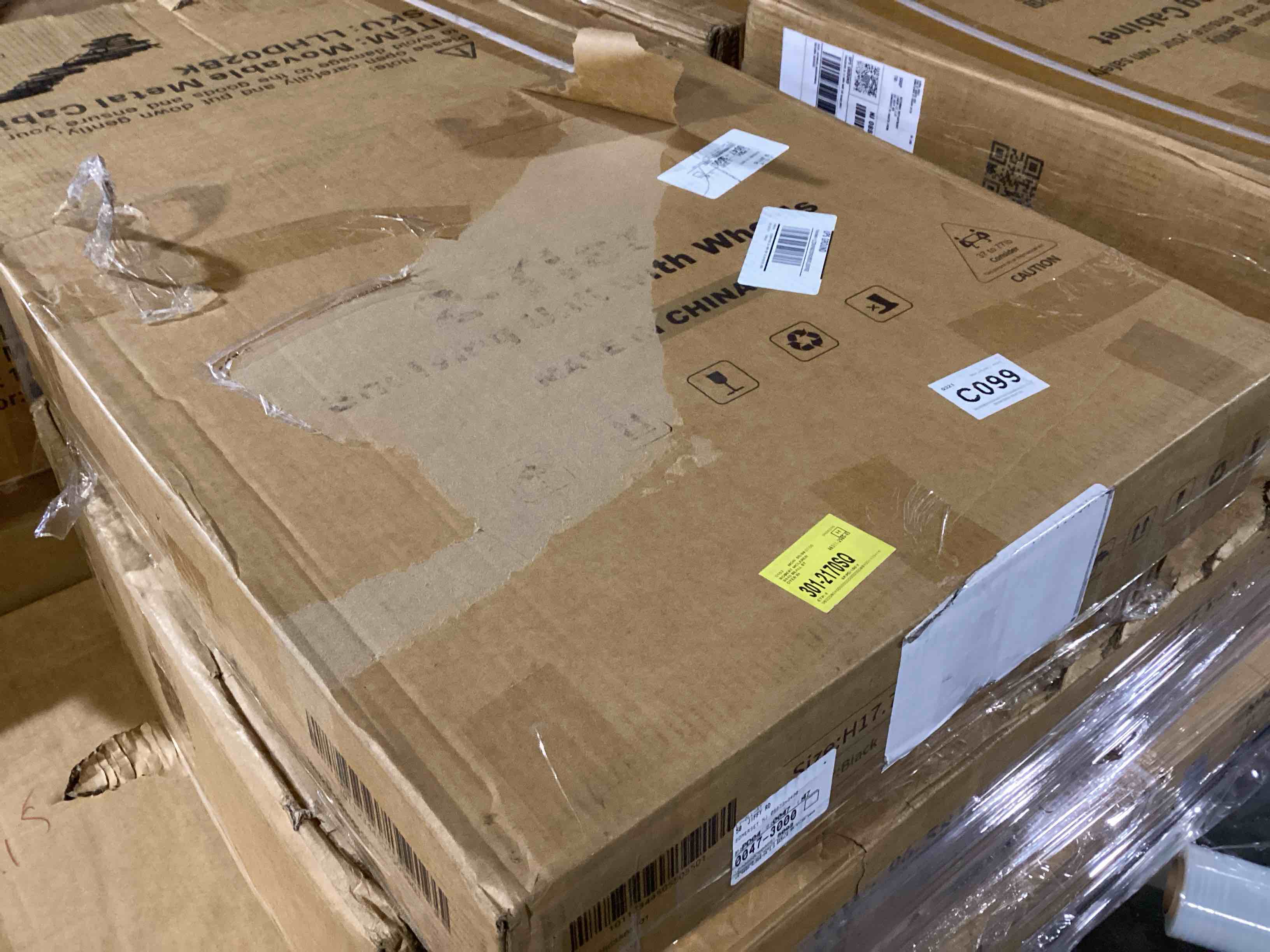 2-Tier Metal Shelving Unit With Wheels