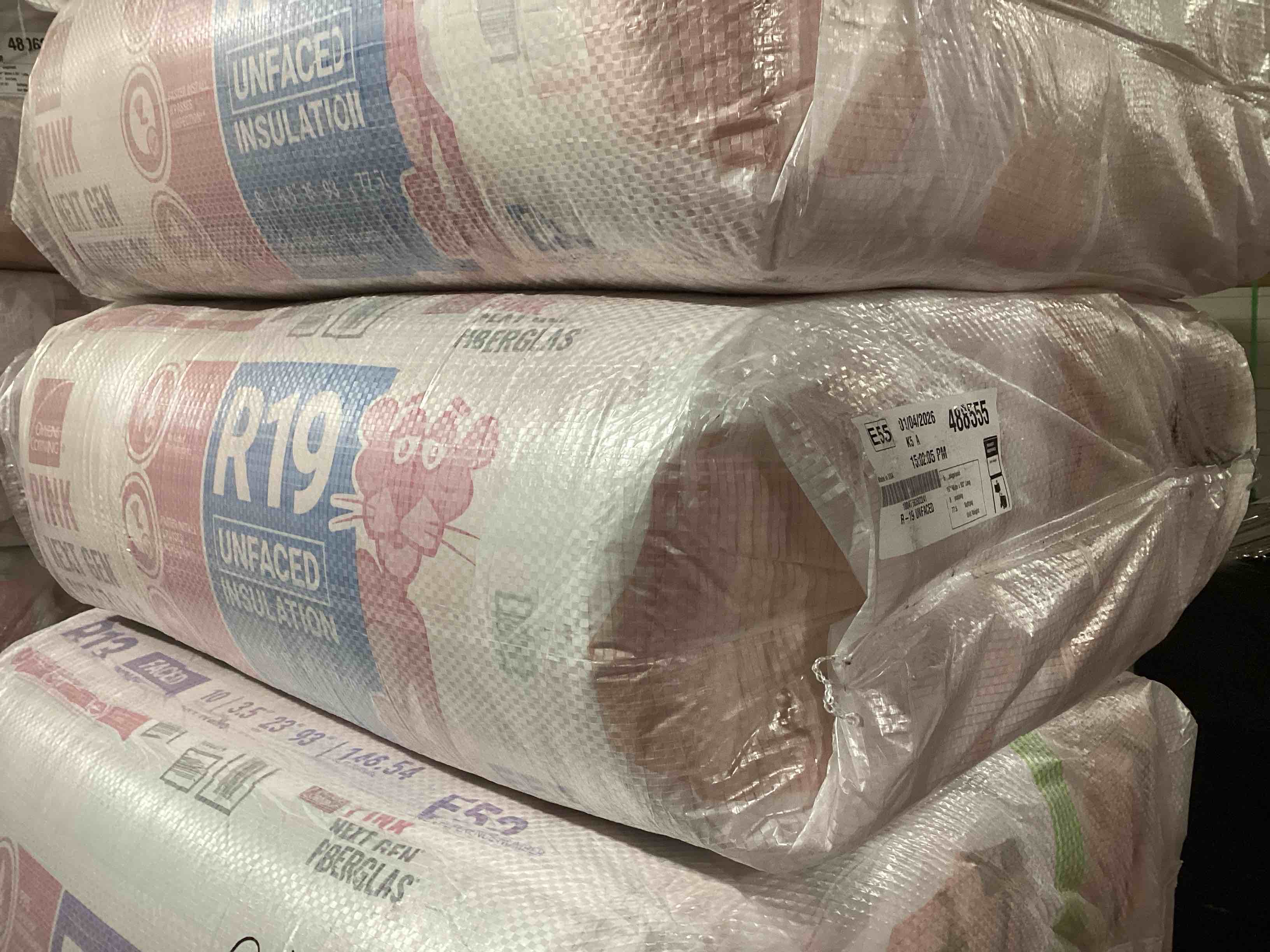 5 Bags of Owen’s Corning R-19 Pink Next Gen Fiberglass Unfaced Batt Insulation, 6.5in x 15in x 93in, 8 Pieces Per Bag And 77.50 Sq.Ft. Per Bag, Your Bid Per Bag