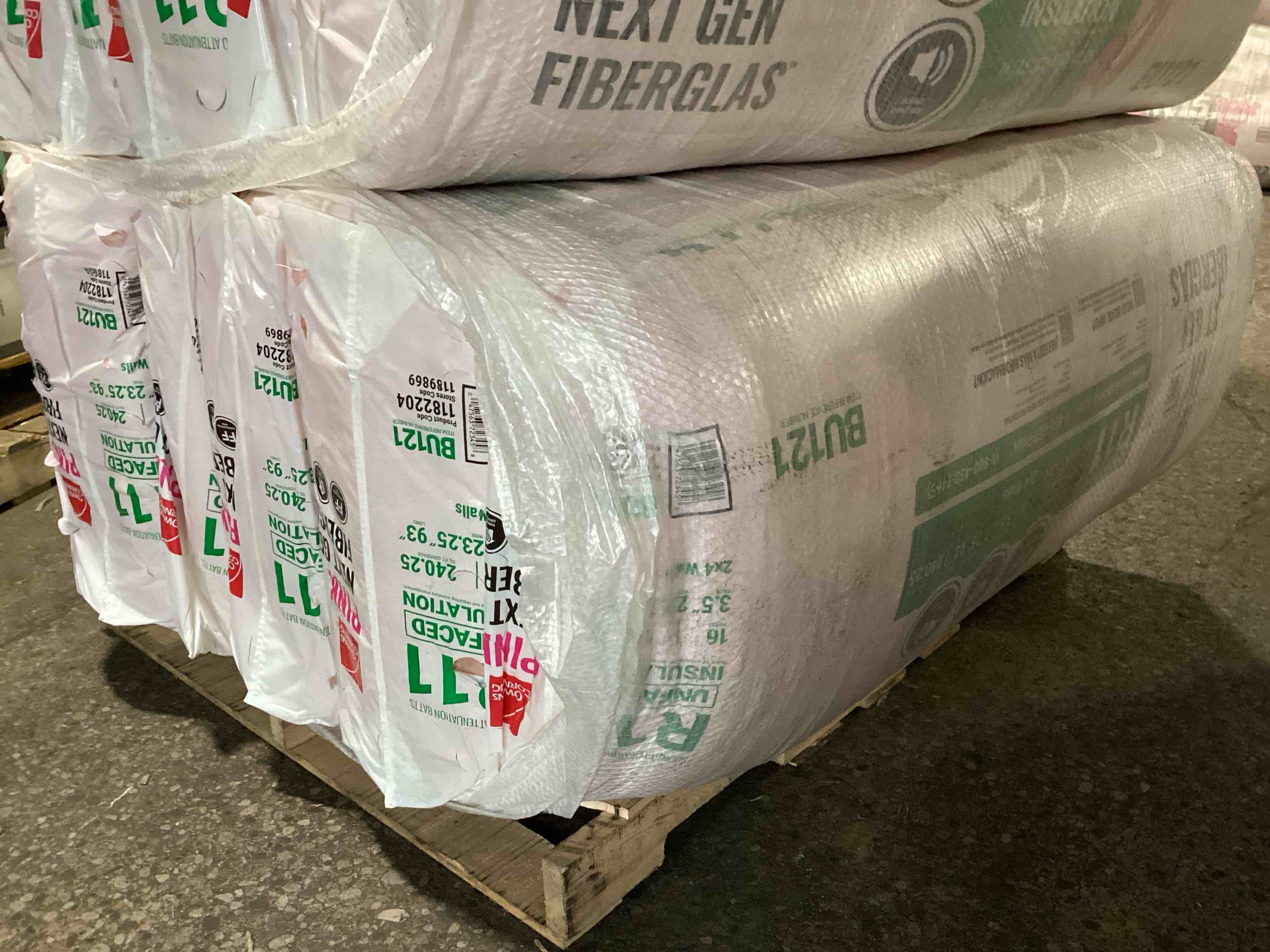 5 Bags of Owen’s Corning R-11 Pink Next Gen Fiberglass Unfaced Batt Insulation, 3.5in x 23.25in x 93in, 16 Pieces Per Bag And 240.25 Sq.Ft. Per Bag, Your Bid Per Bag