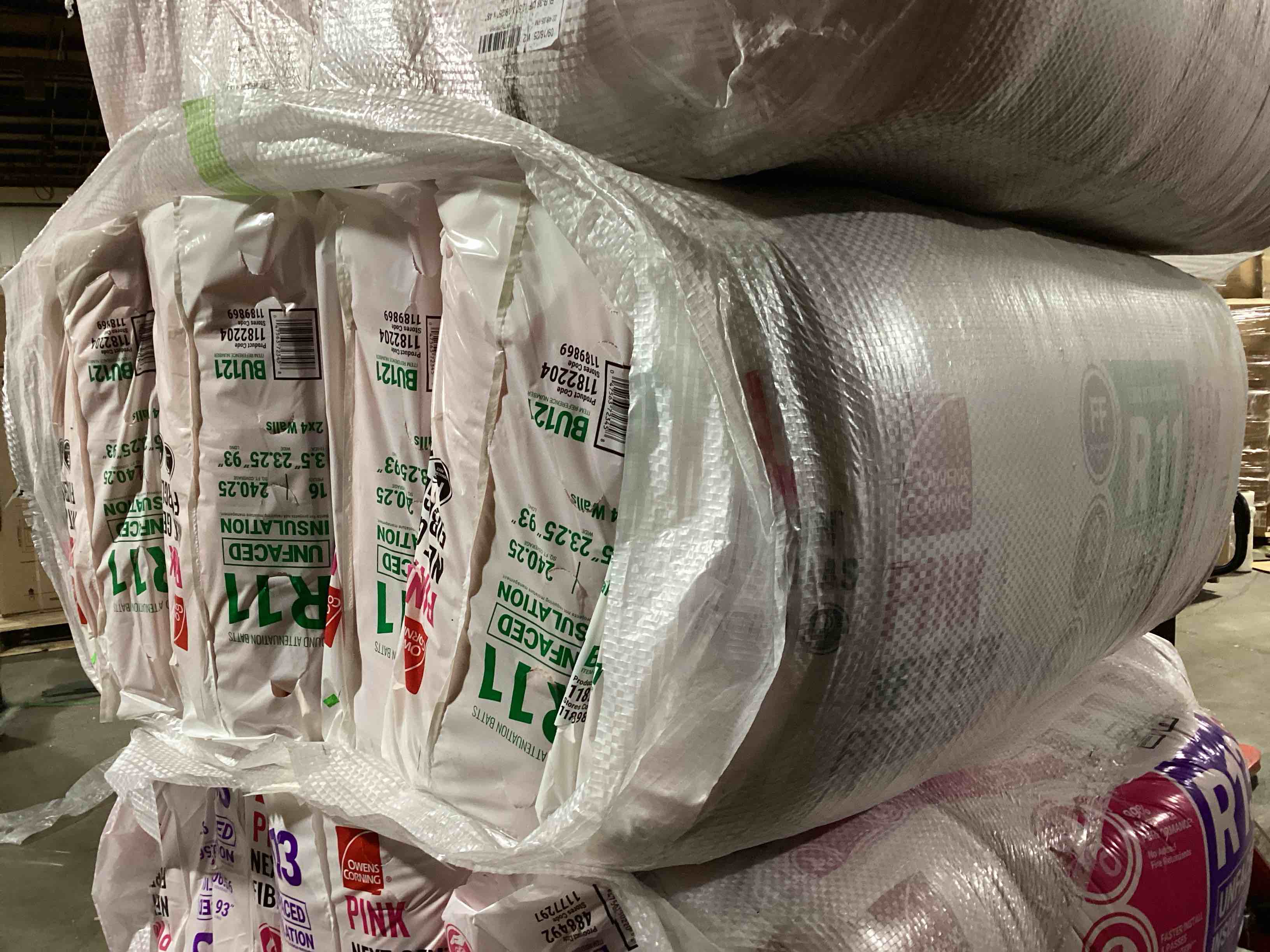5 Bags of Owen’s Corning R-11 Pink Next Gen Fiberglass Unfaced Batt Insulation, 3.5in x 23.25in x 93in, 16 Pieces Per Bag And 240.25 Sq.Ft. Per Bag, Your Bid Per Bag
