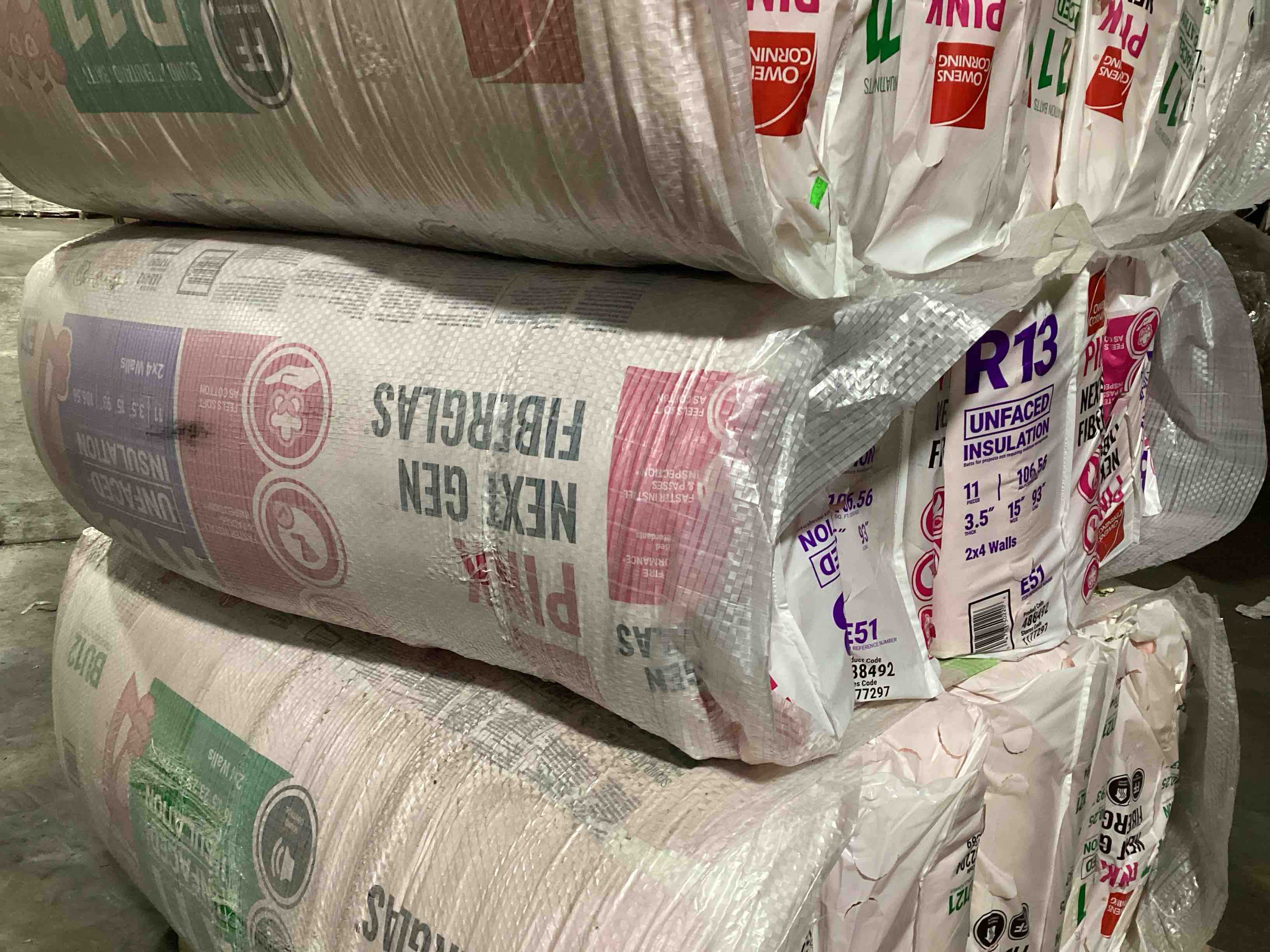 5 Bags of Owen’s Corning R-13 Pink Next Gen Fiberglass Unfaced Batt Insulation, 3.5in x 15in x 93in, 11 Pieces Per Bag And 106.56 Sq.Ft. Per Bag, Your Bid Per Bag