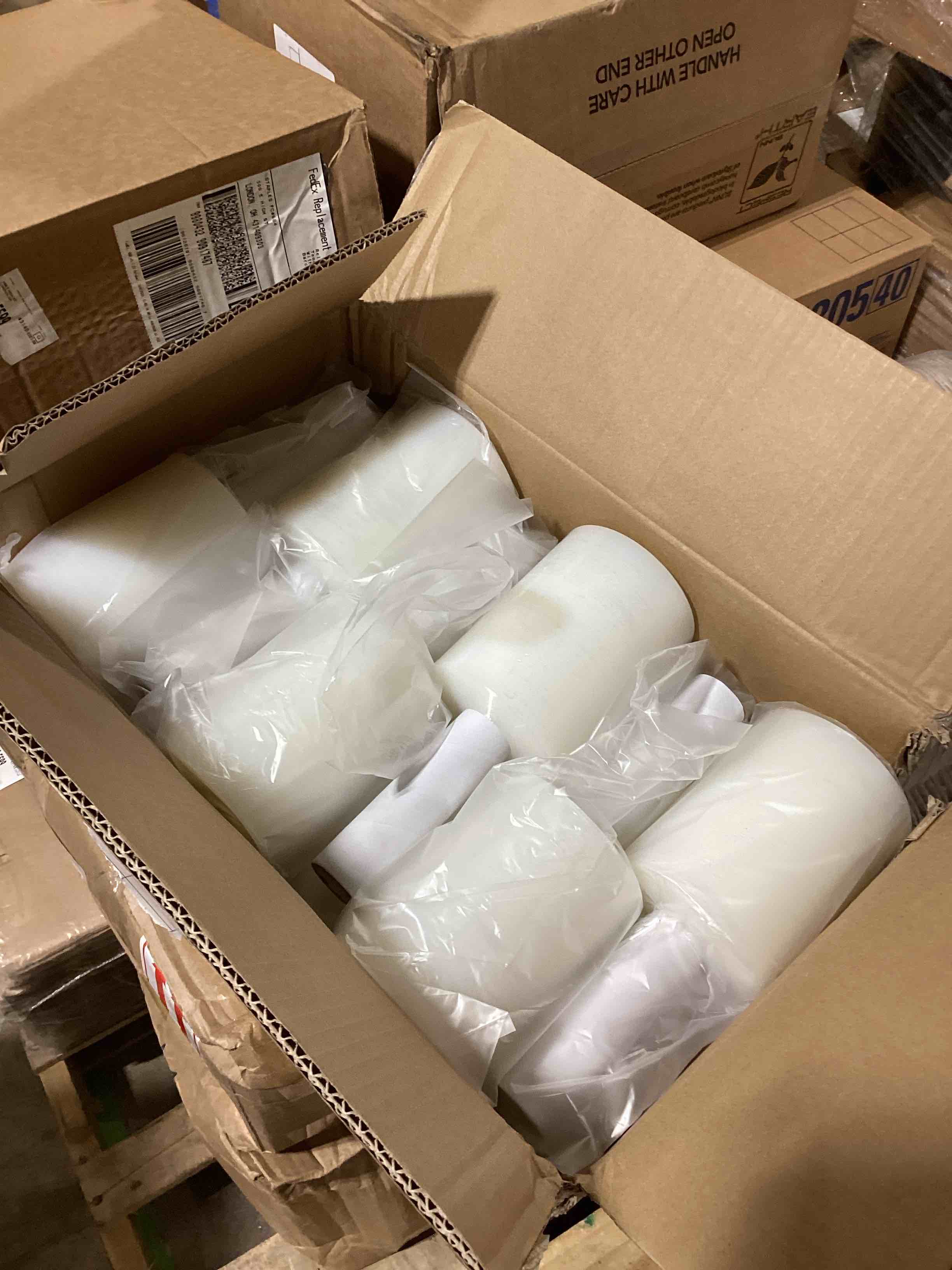 https://s3.amazonaws.com/lotting-images-prod/bidfta/GRA1432276_1743777515892.jpeg