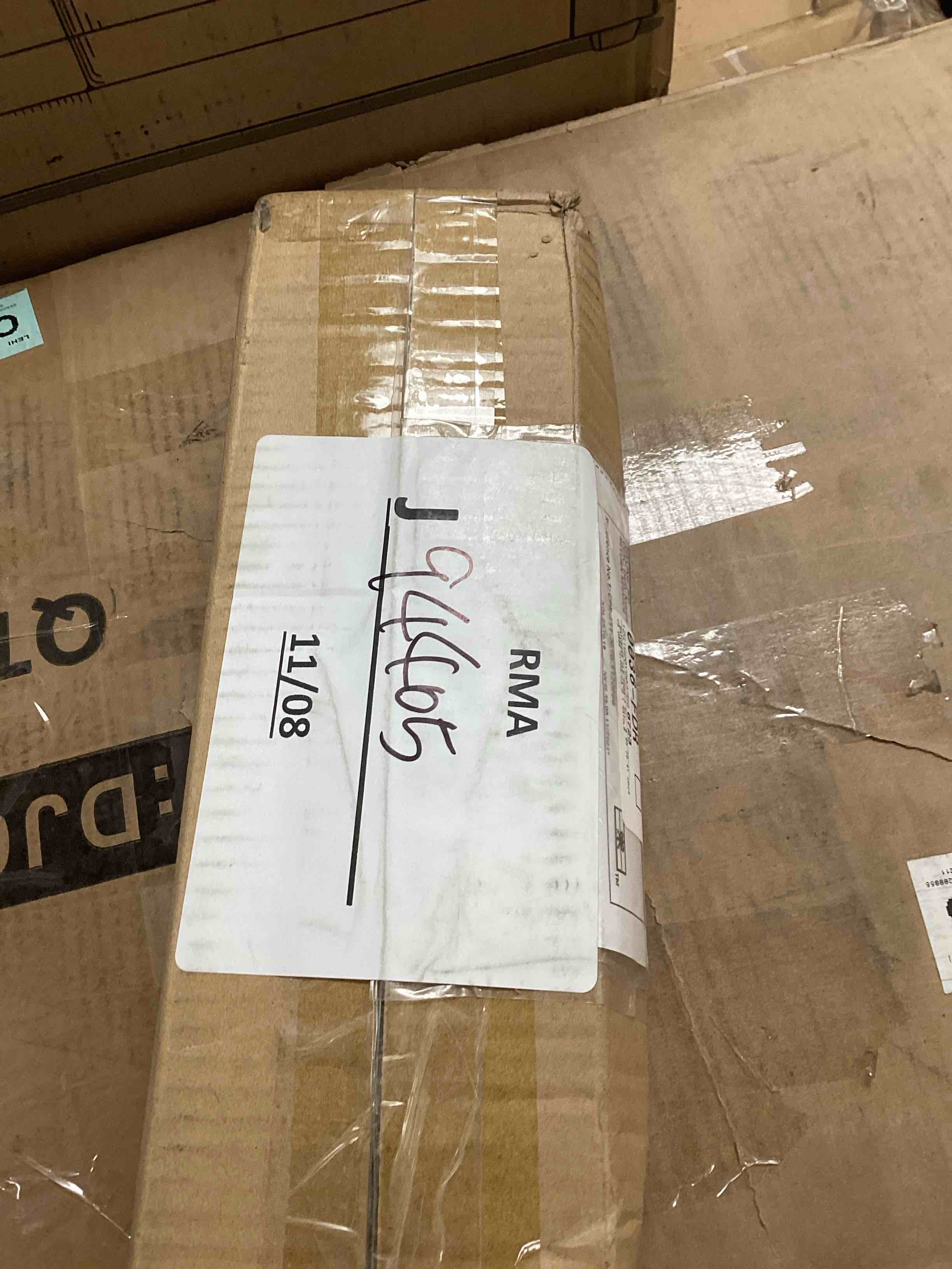 https://s3.amazonaws.com/lotting-images-prod/bidfta/GRA1433123_1745506106664.jpeg