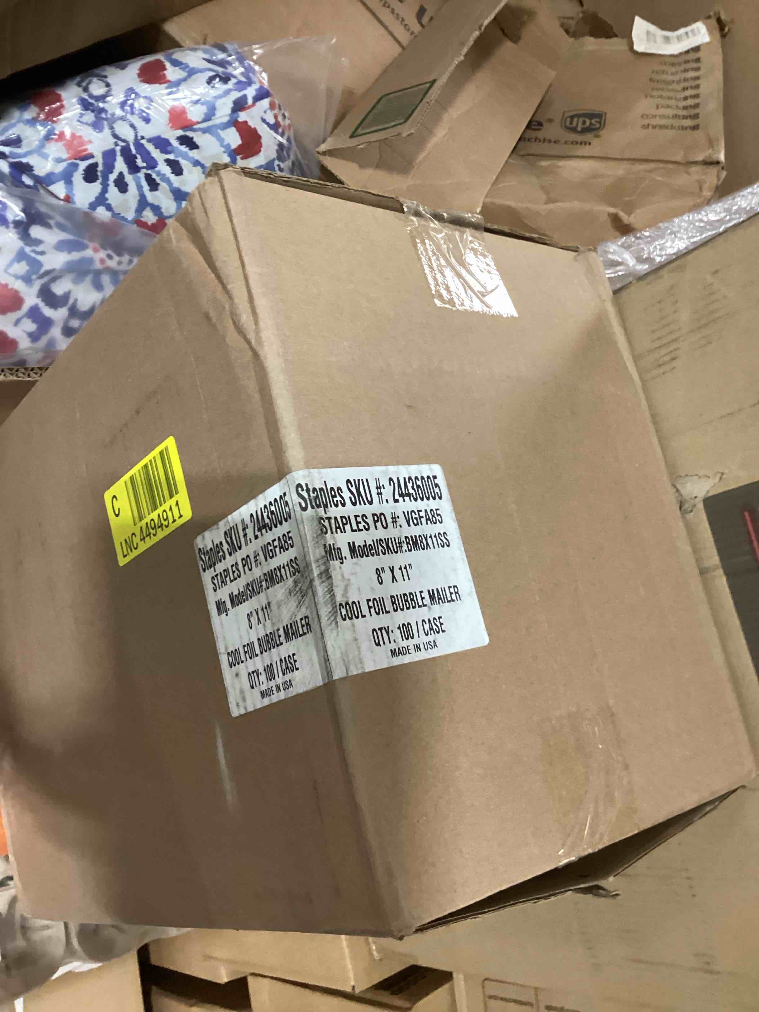 https://s3.amazonaws.com/lotting-images-prod/bidfta/GRA1434036_1746284427474.jpeg