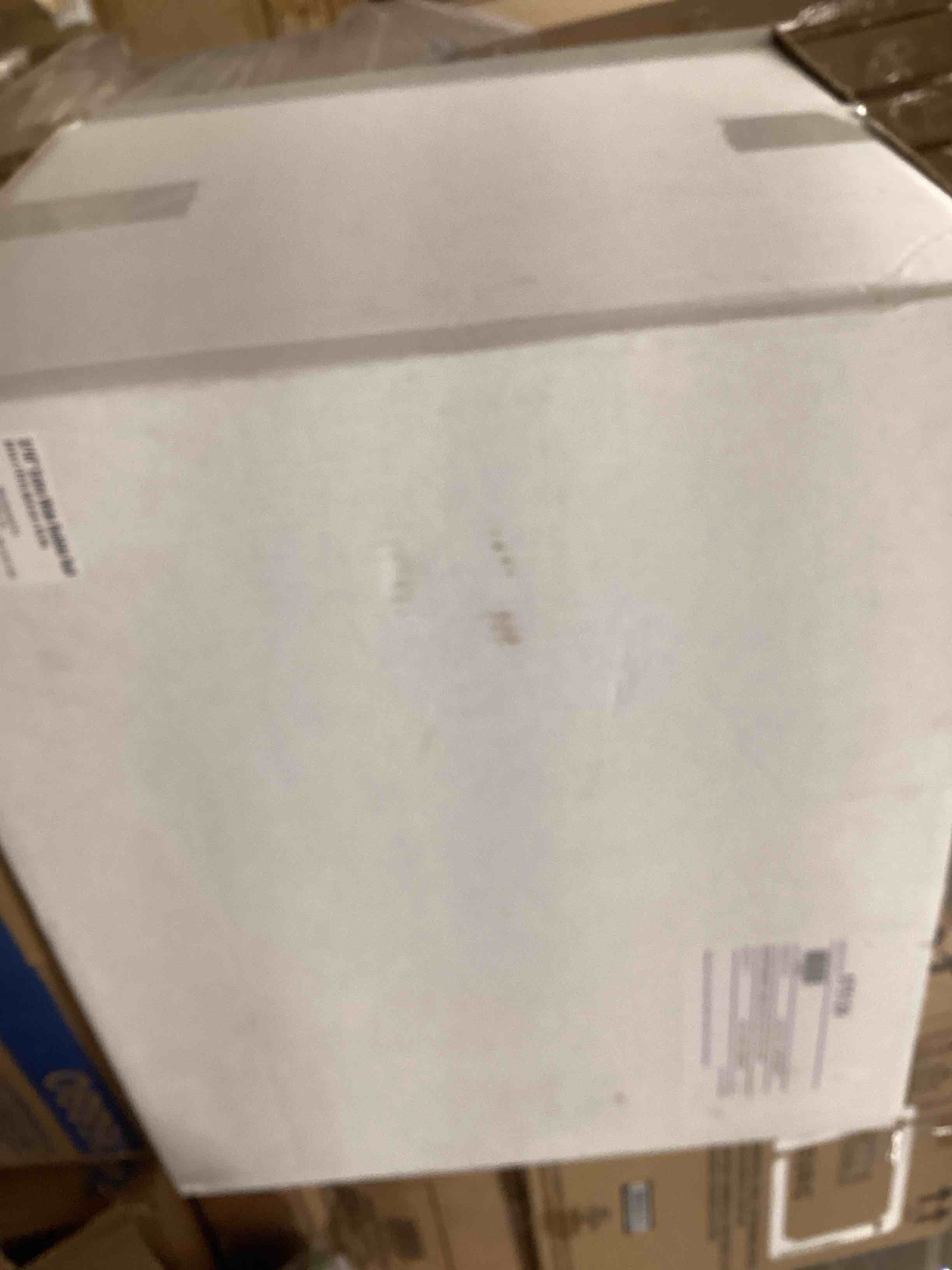 https://s3.amazonaws.com/lotting-images-prod/bidfta/GRA1436580_1745092382905.jpeg