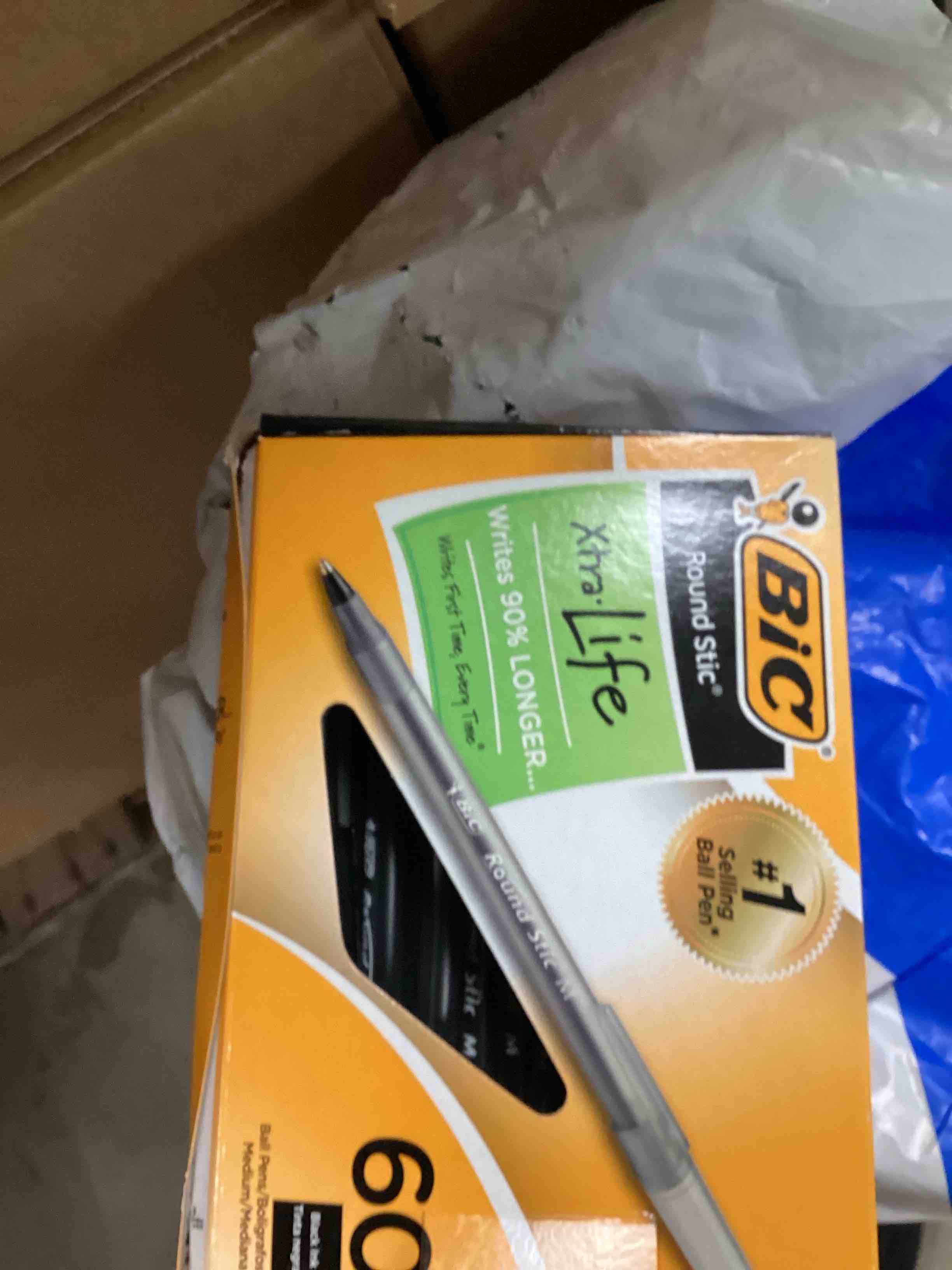 https://s3.amazonaws.com/lotting-images-prod/bidfta/GRA1436613_1745099915116.jpeg