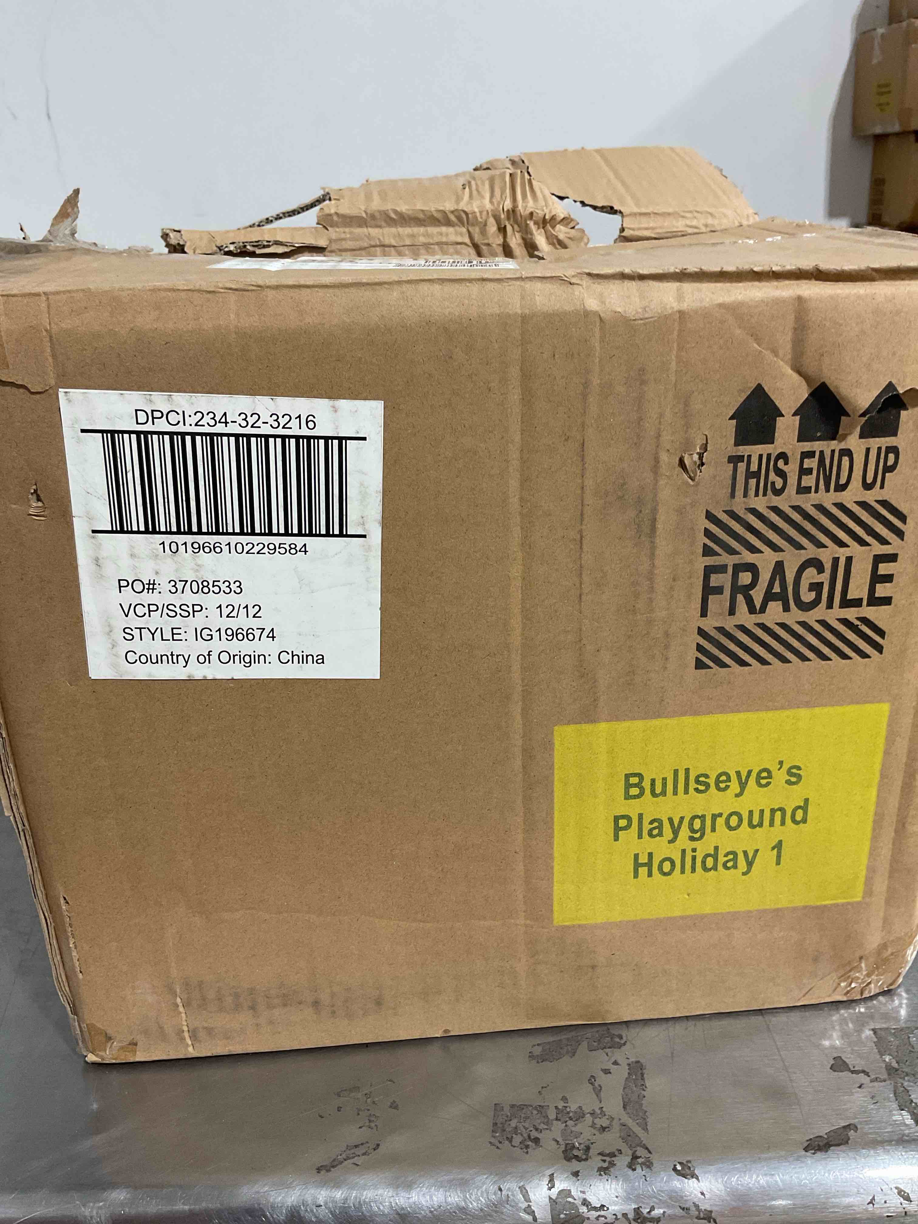 https://s3.amazonaws.com/lotting-images-prod/bidfta/GRA1437568_1750791422889.jpeg