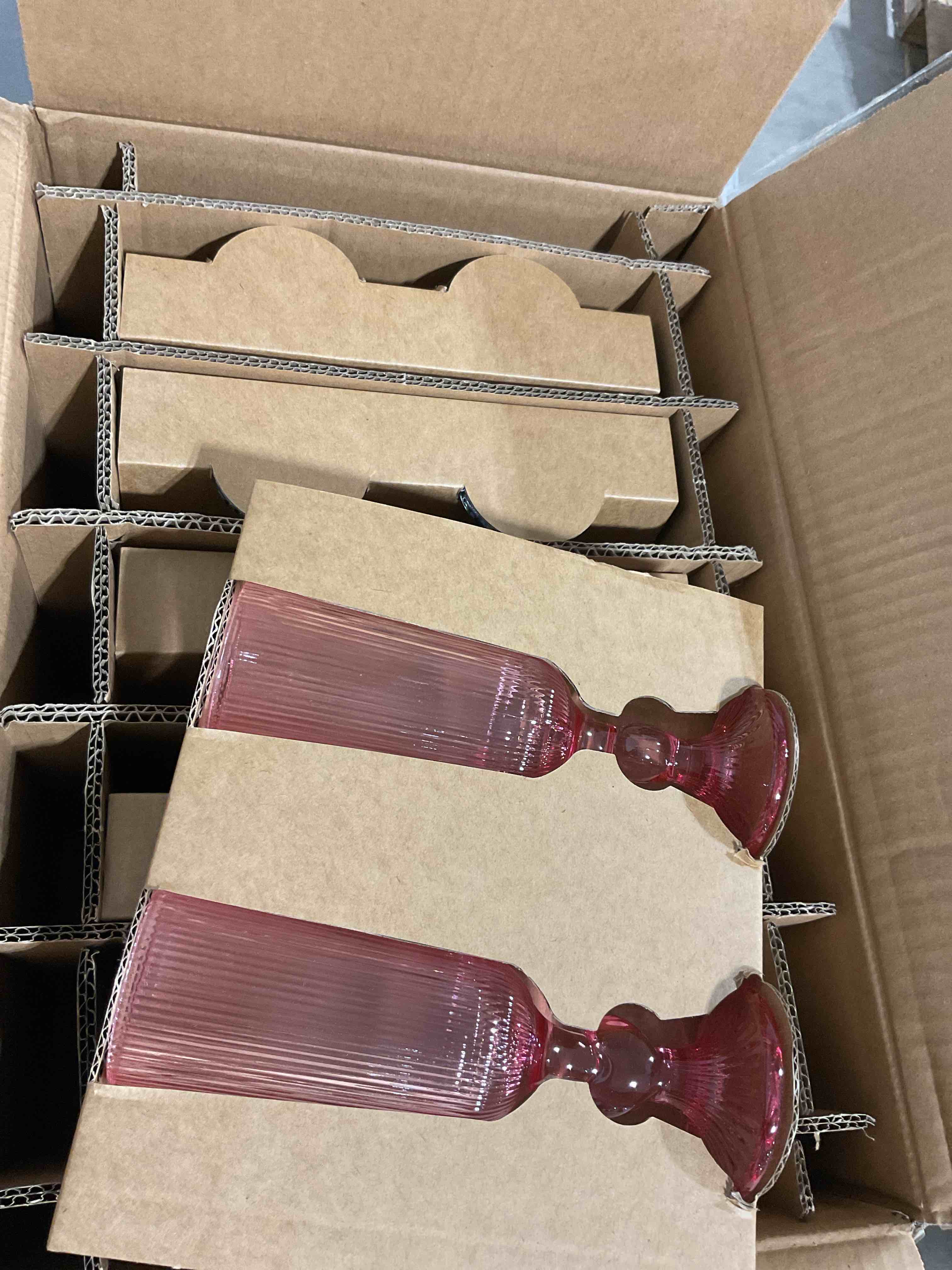 2count champagne Glasses