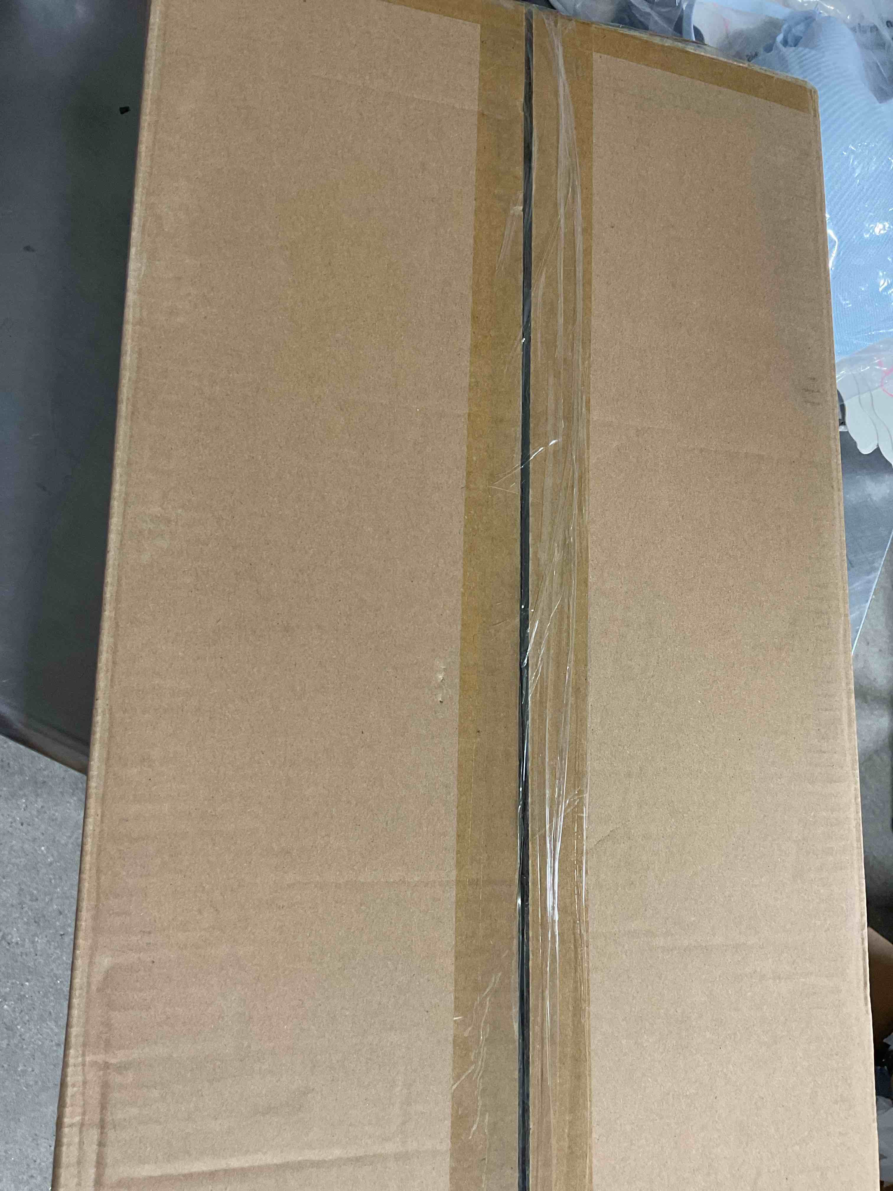 https://s3.amazonaws.com/lotting-images-prod/bidfta/GRA1437623_1750779066532.jpeg