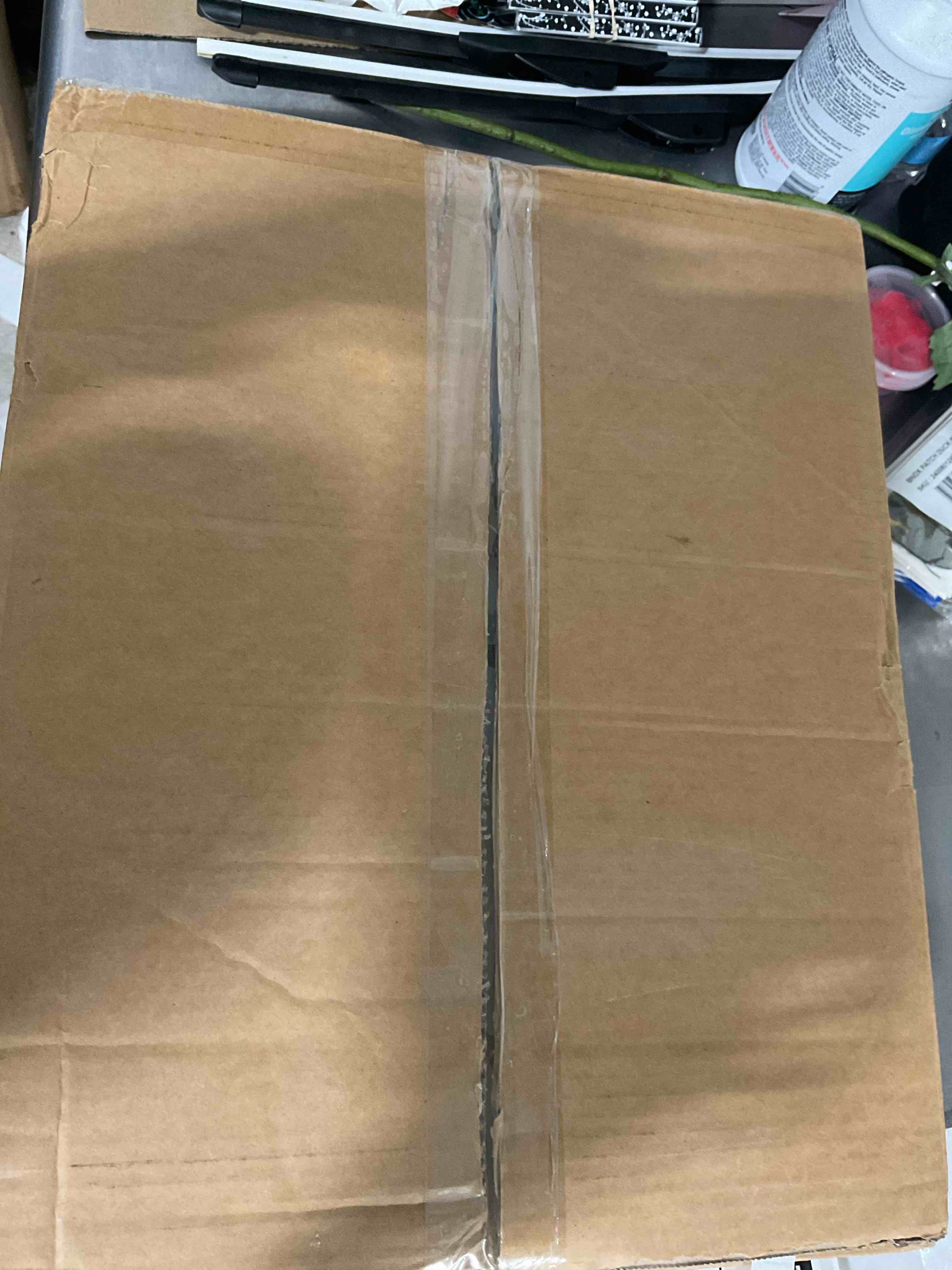 https://s3.amazonaws.com/lotting-images-prod/bidfta/GRA1437654_1750859433686.jpeg